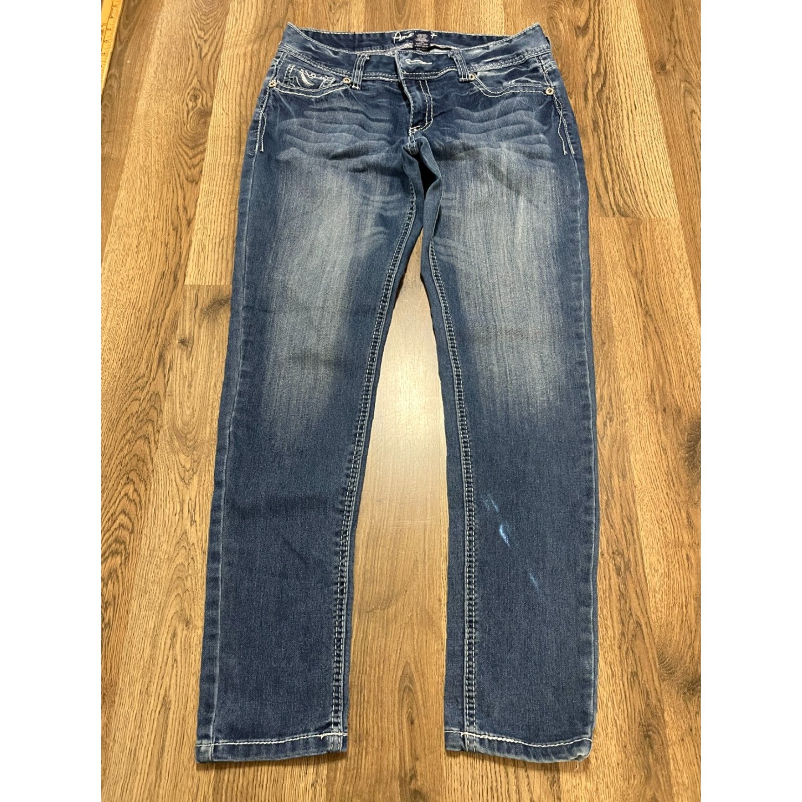 Vintage Amethyst Jeans Women’s Size 9 Blue Denim Straight Leg Pockets Size 30" / US 8 / IT 44 - 2 Thumbnail