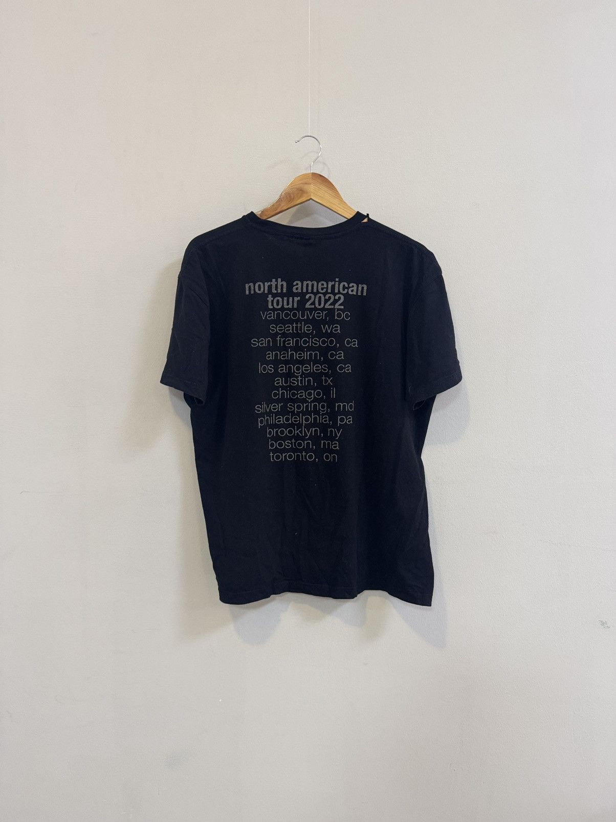 Band Tees MANIC STREET PREACHERS 2022 North American Tour Shirt Size US L / EU 52-54 / 3 - 4 Thumbnail