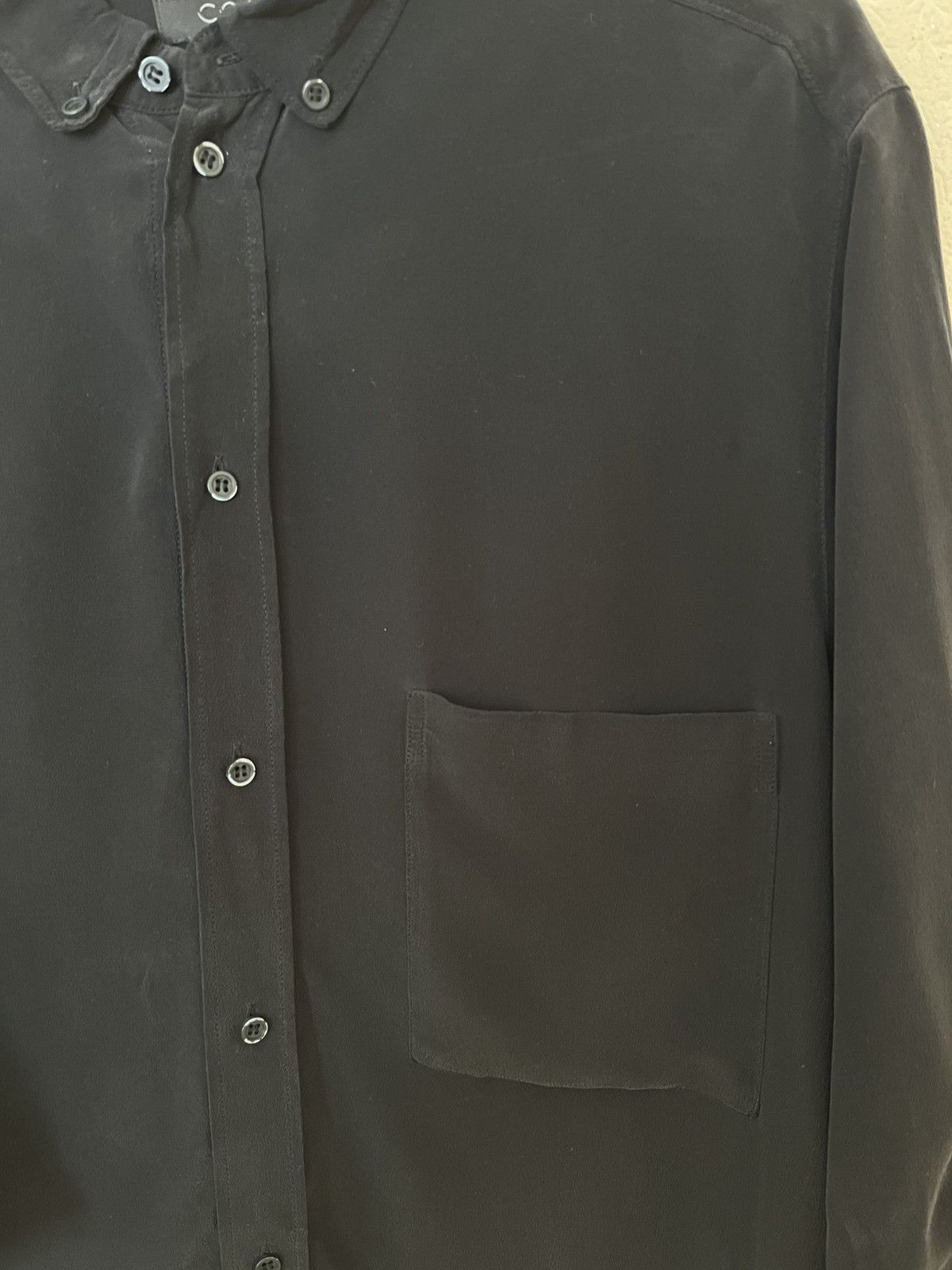 Cos COS Silk Shortsleeve Shirt With Buttons Size US M / EU 48-50 / 2 - 5 Thumbnail