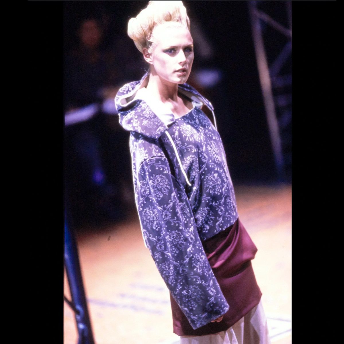 Comme des Garcons 1996 FW Comme Des Garcons Velvet Hoodie Size M / US 6-8 / IT 42-44 - 6 Thumbnail