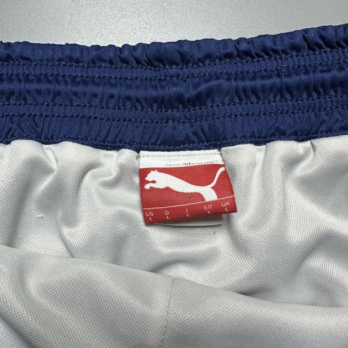 Puma ARSENAL PUMA 2014/2015 FOOTBALL SOCCER AWAY SHORTS #11 OZIL Size US 37 - 6 Thumbnail
