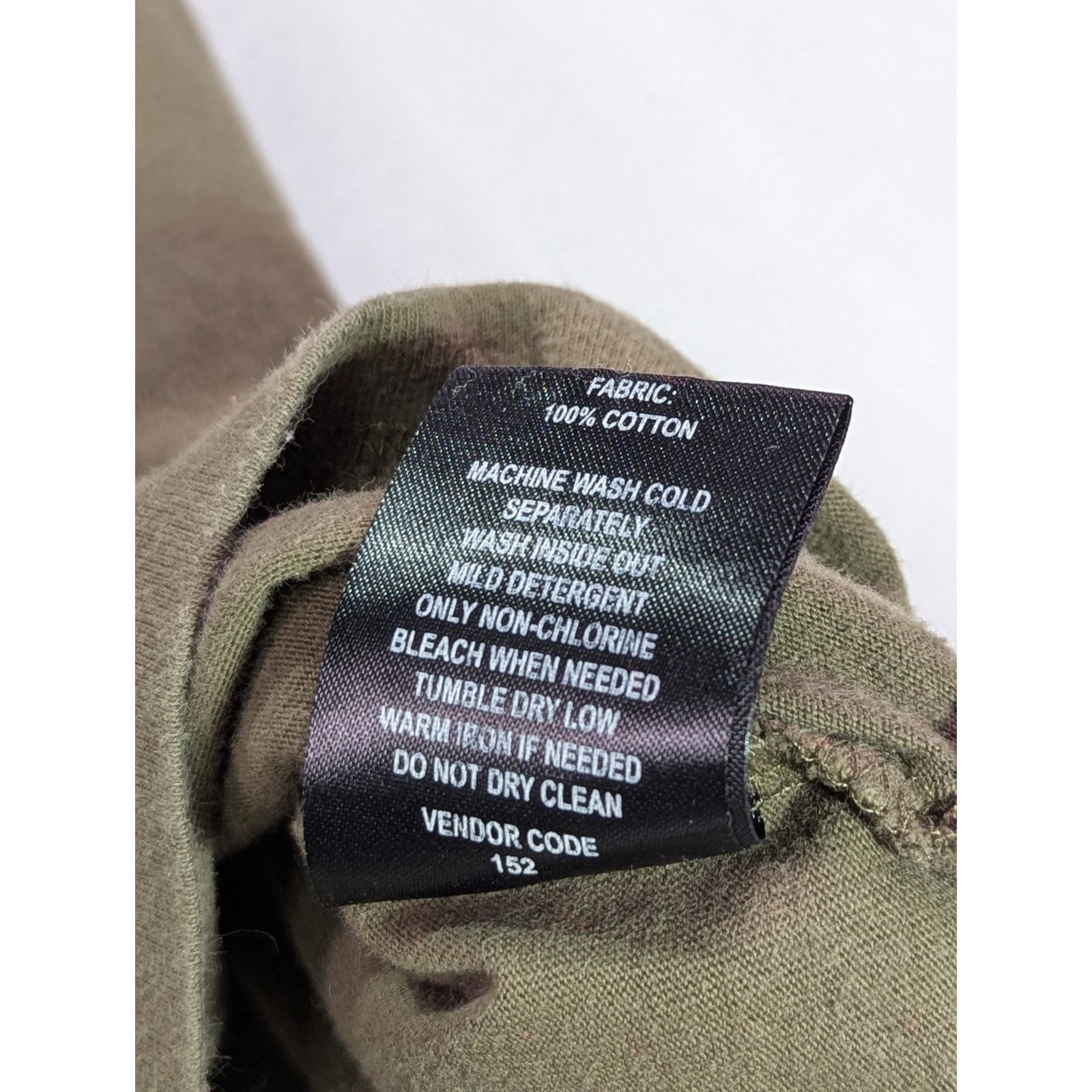 Akademiks Akademiks XL Colorblock T-Shirt Green Black Zipper Pocket Size US XL / EU 56 / 4 - 7 Thumbnail