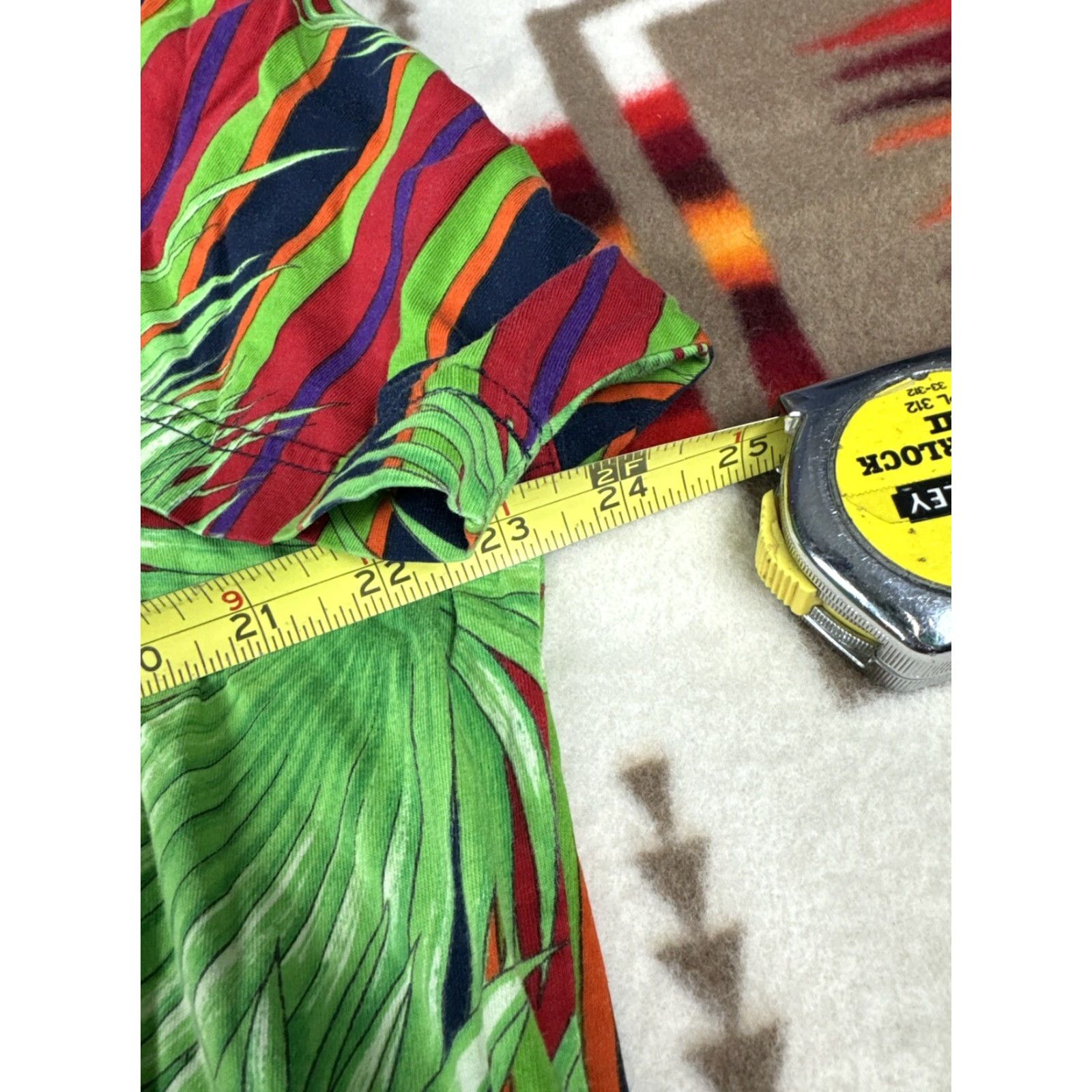 V2 Versace Vintage Stripes Colorful T-Shirt Unisex XL Shirt Mens Multicolor Check Measurements