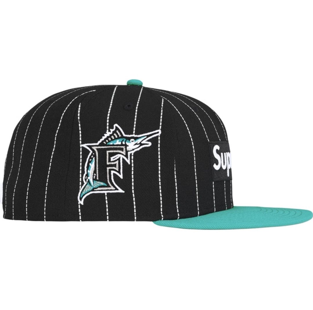 New Era × Supreme MLB Box Logo Fitted Hat - Black - Florida Marlins 7 1/2 Size ONE SIZE - 4 Thumbnail