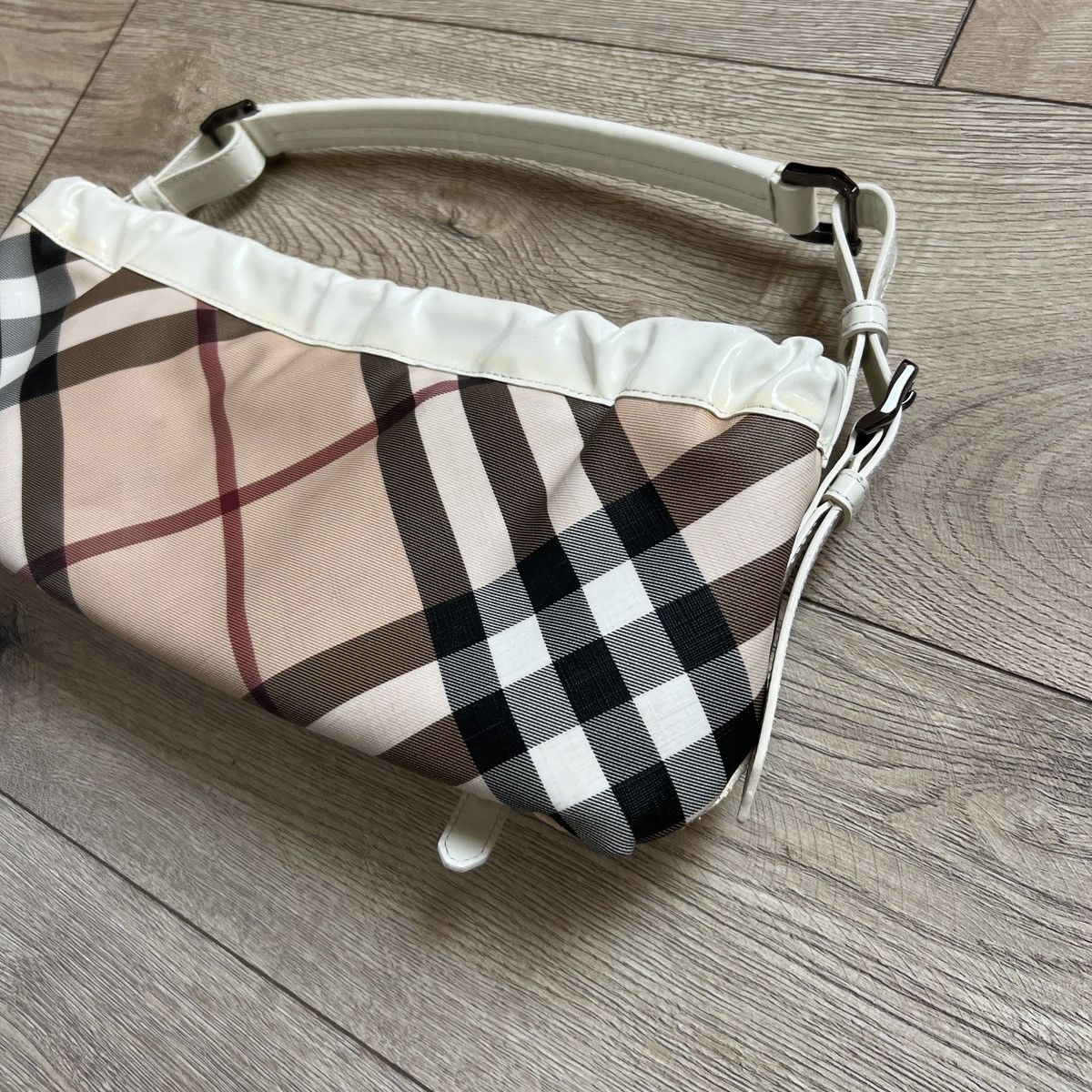 Burberry Vintage 90's Burberry Nova Check Shoulder Baguette Bag Size ONE SIZE - 7 Thumbnail