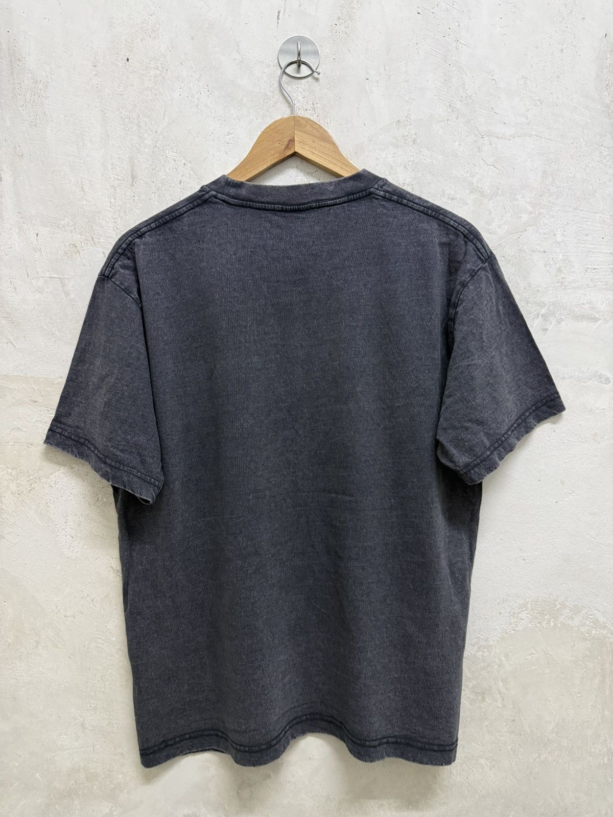 Japanese Brand E.T Extra Terrestrial Alien Movie Tees Size US M / EU 48-50 / 2 - 3 Thumbnail