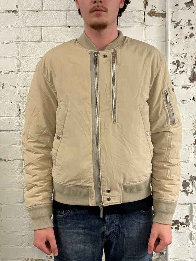 Emporio Armani AW2019 Emporio Armani Beige Nylon Zip Bomber Jacket Size US L / EU 52-54 / 3 - 2 Thumbnail