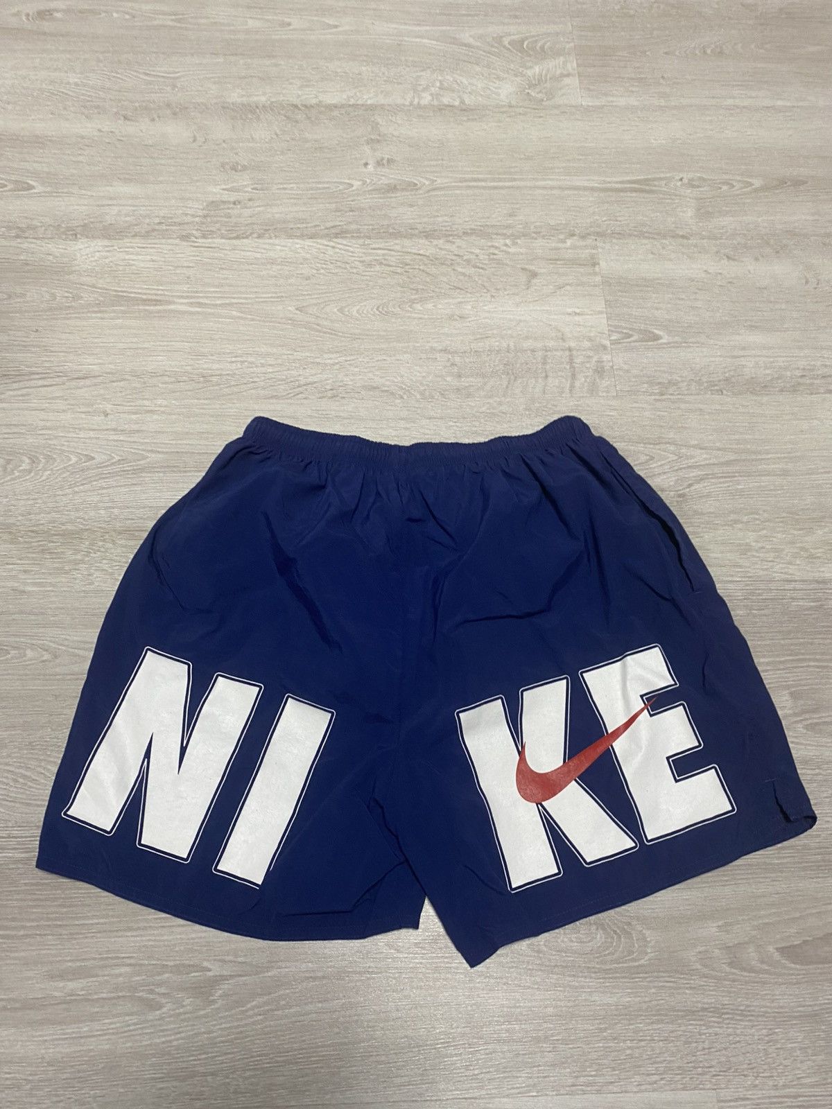 Nike Vintage Nike nylon big logo shorts size M 32” Size US 32 / EU 48 - 1 Thumbnail