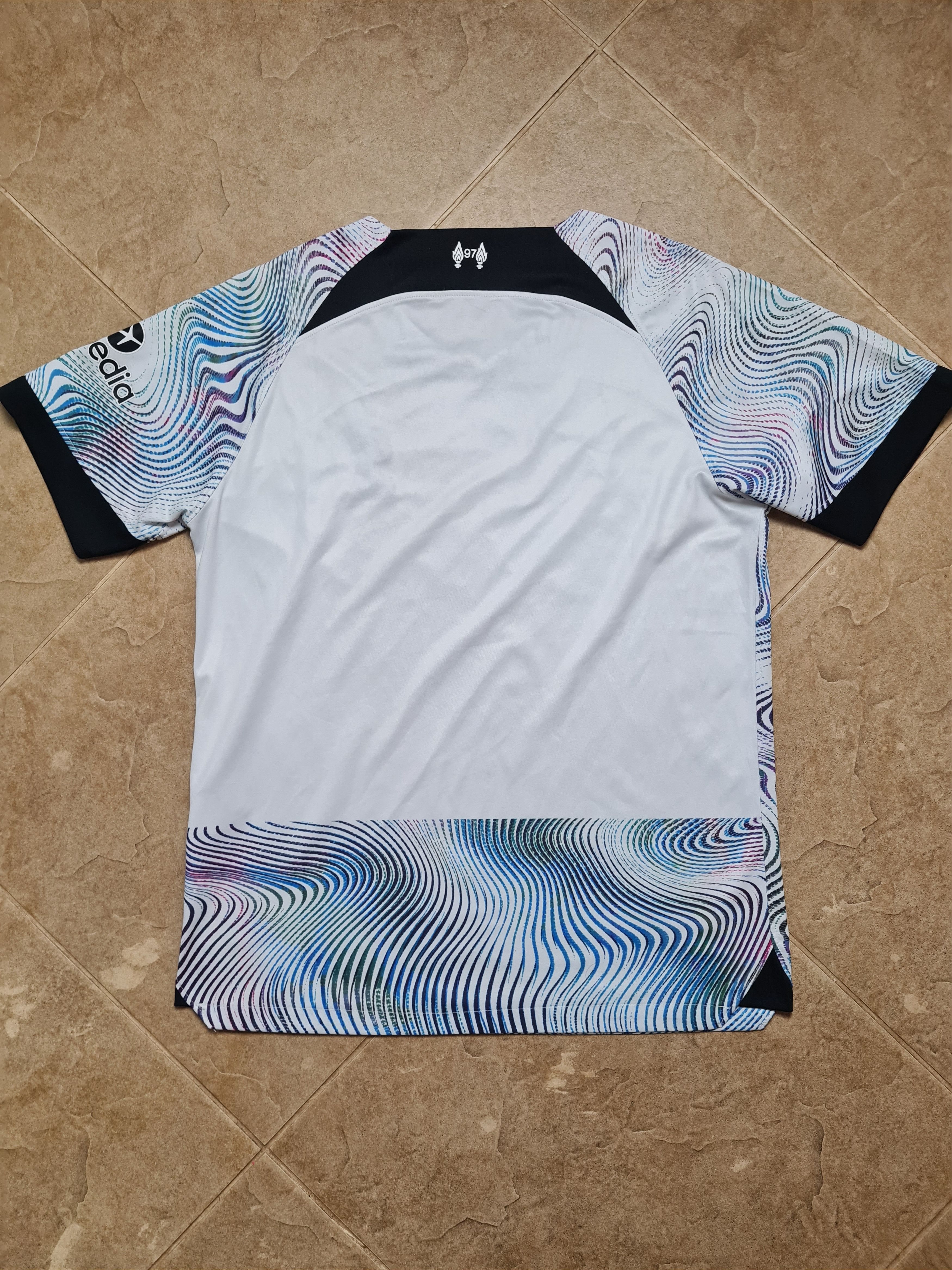 Nike FOOTBALL JERSEY LIVERPOOL 2022 2023 NIKE AWAY SOCCER SHIRT Size US M / EU 48-50 / 2 - 13 Thumbnail