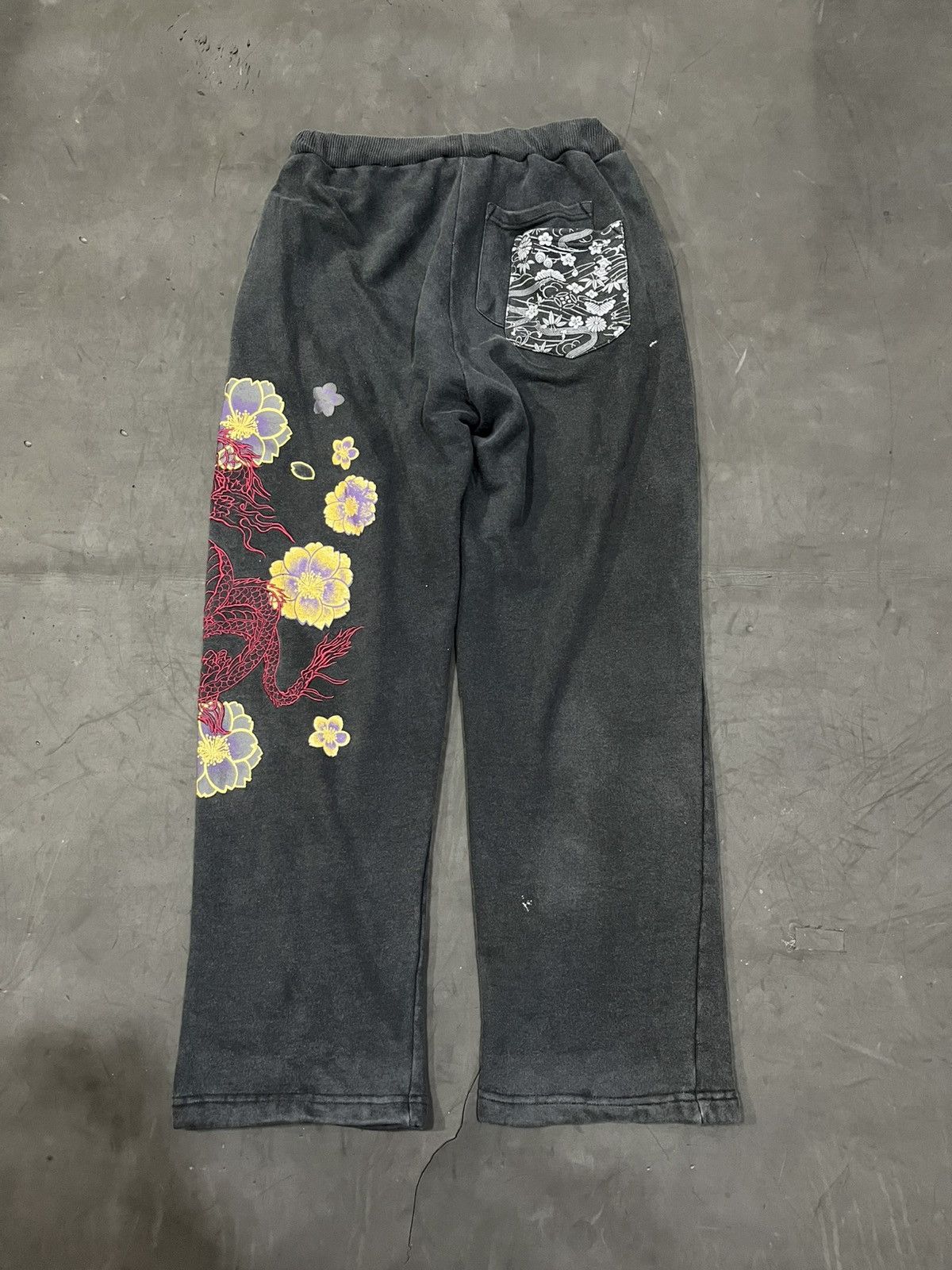 If Six Was Nine 💸BINDINGOFFER💸Kara kuri dragon sweat baggy pants Size US 30 / EU 46 - 4 Thumbnail