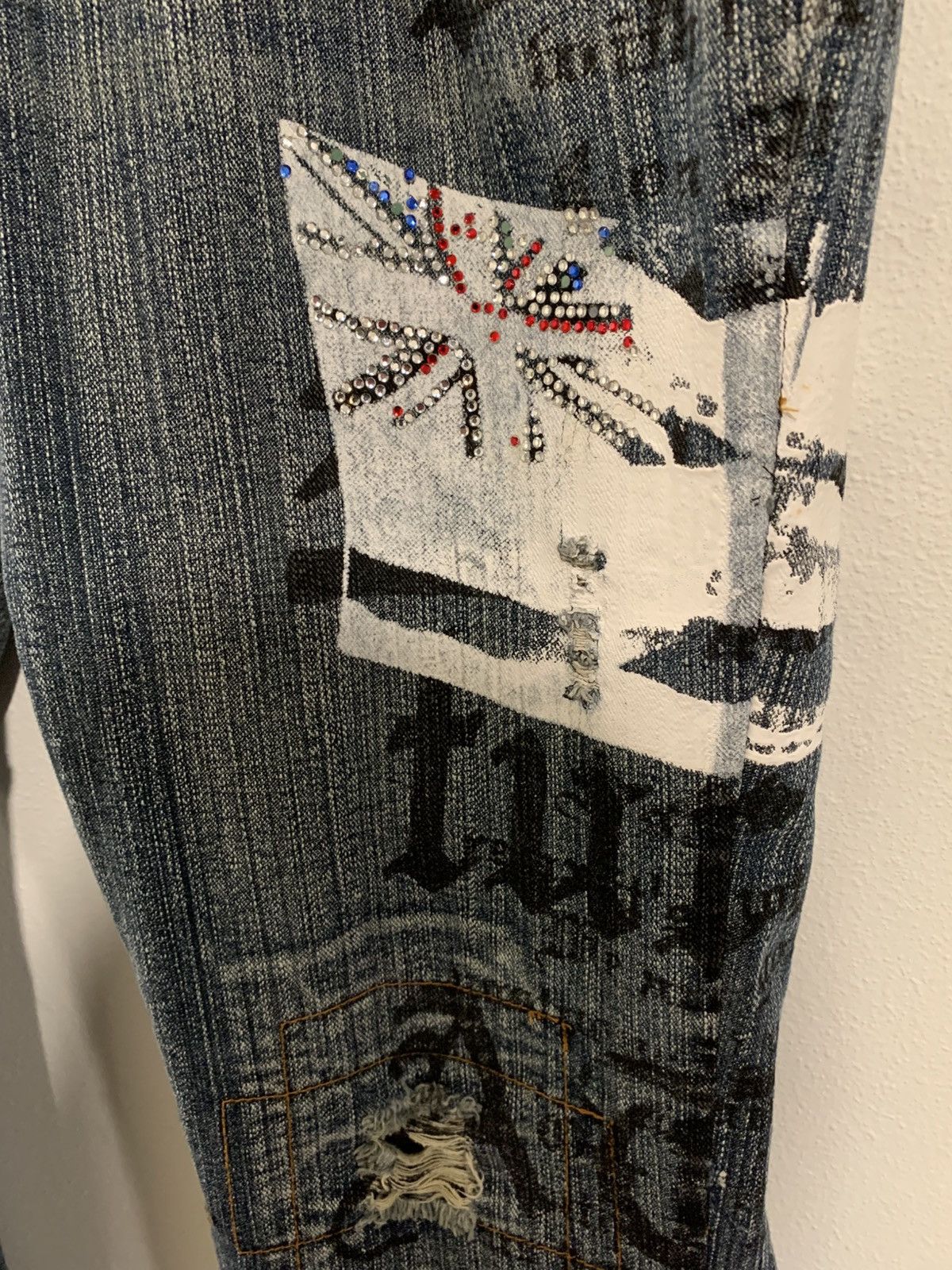 In The Attic In The Attic Poem Distressed Denim Size US 31 - 11 Thumbnail
