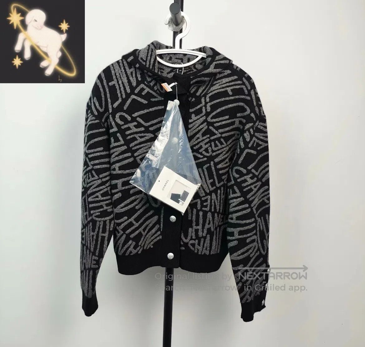 Chanel Chanel Black and grey letter logo knitted cashmere hooded Size M / US 6-8 / IT 42-44 - 1 Thumbnail