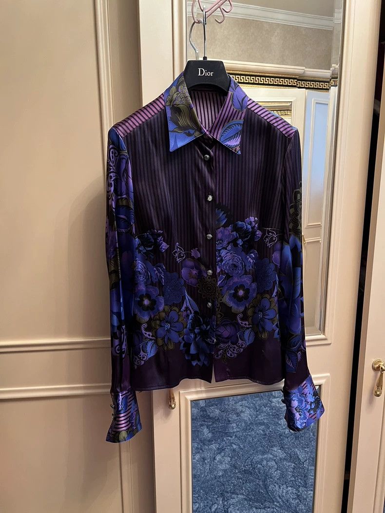 Versace Versace Printed shirts Size M / US 6-8 / IT 42-44 - 2 Thumbnail