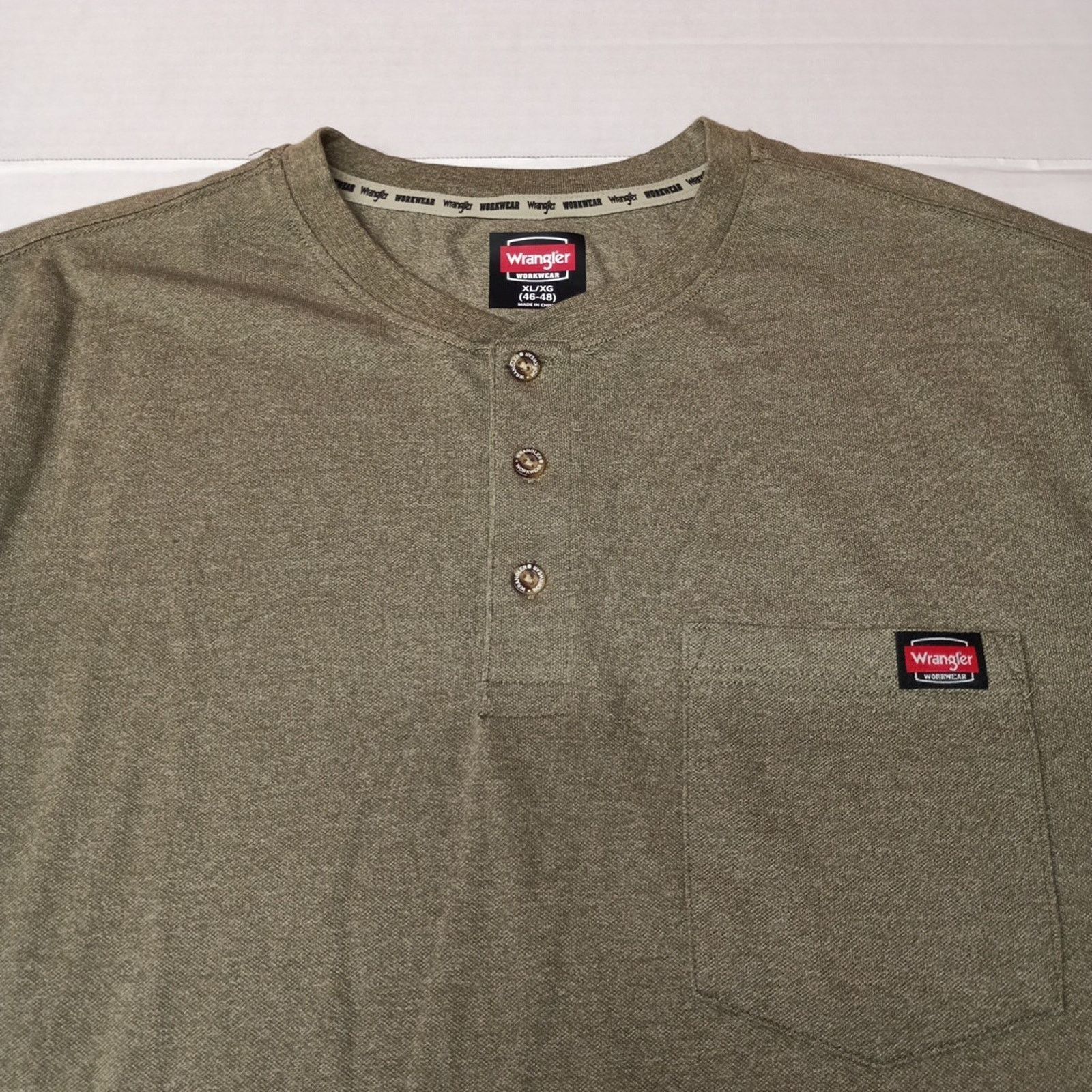 Wrangler Wrangler Henley Shirt Men's XL (46-48) Green Relaxed Fit Size US XL / EU 56 / 4 - 2 Thumbnail