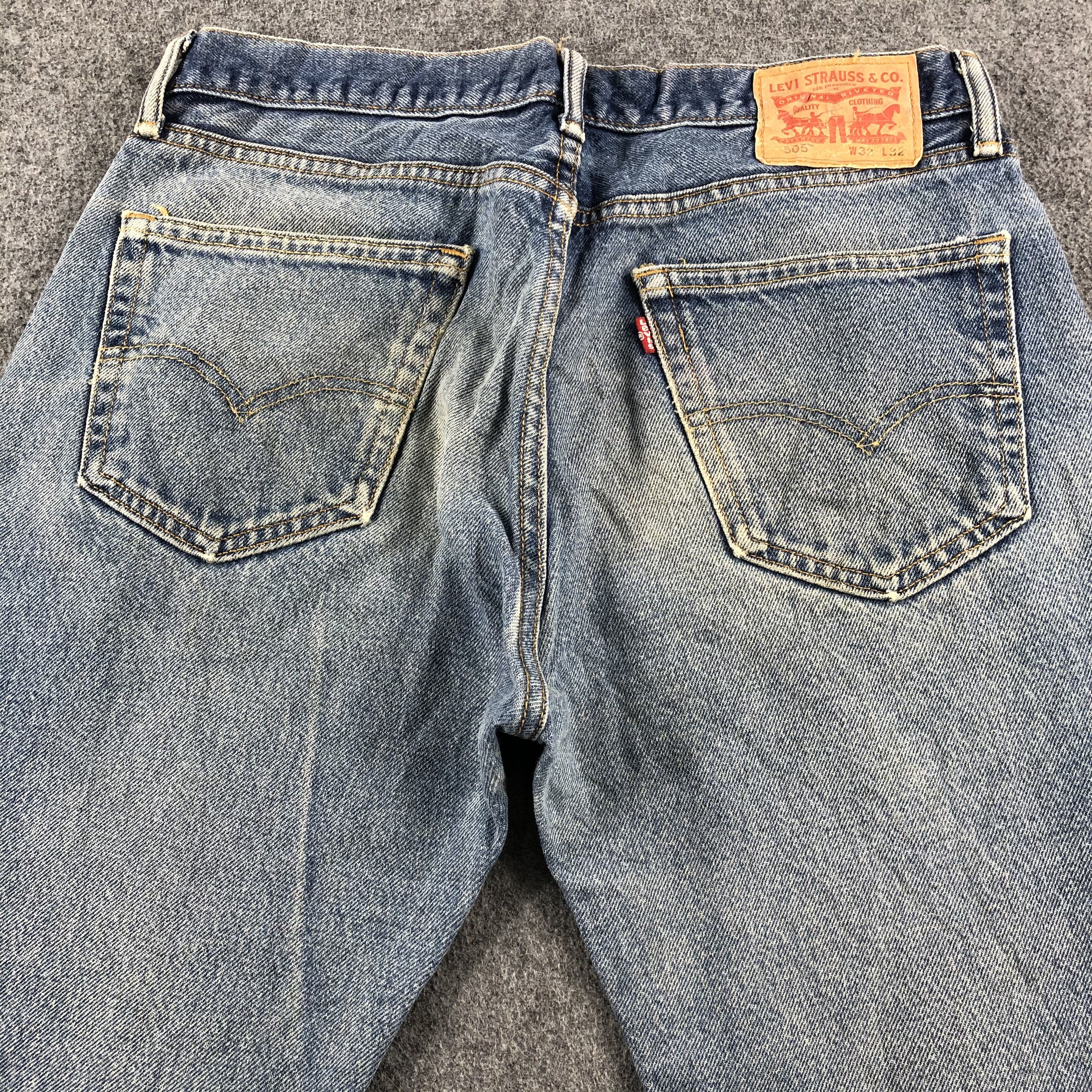 Levi's Vintage Blue Wash Levis 505 Jeans-J2311 Size US 33 - 4 Thumbnail