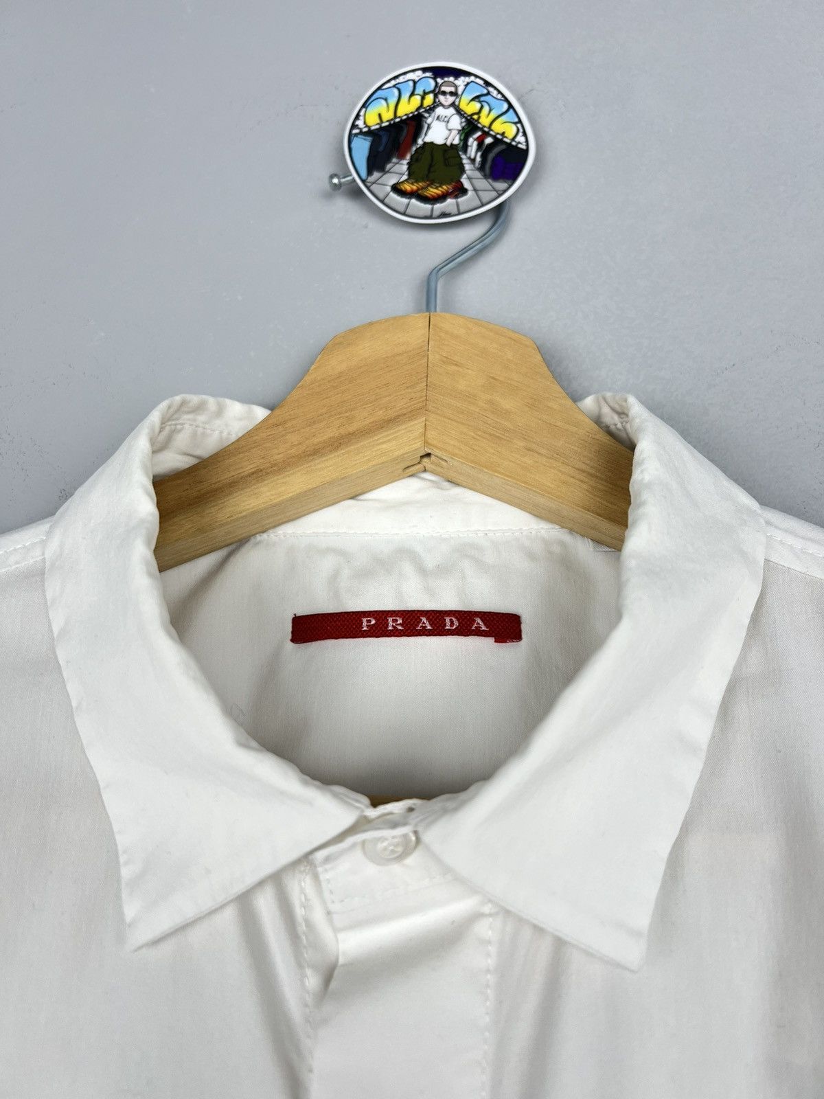 Designer × Prada White Classic Prada Button Up Shirt with back logo Size US M / EU 48-50 / 2 - 3 Thumbnail