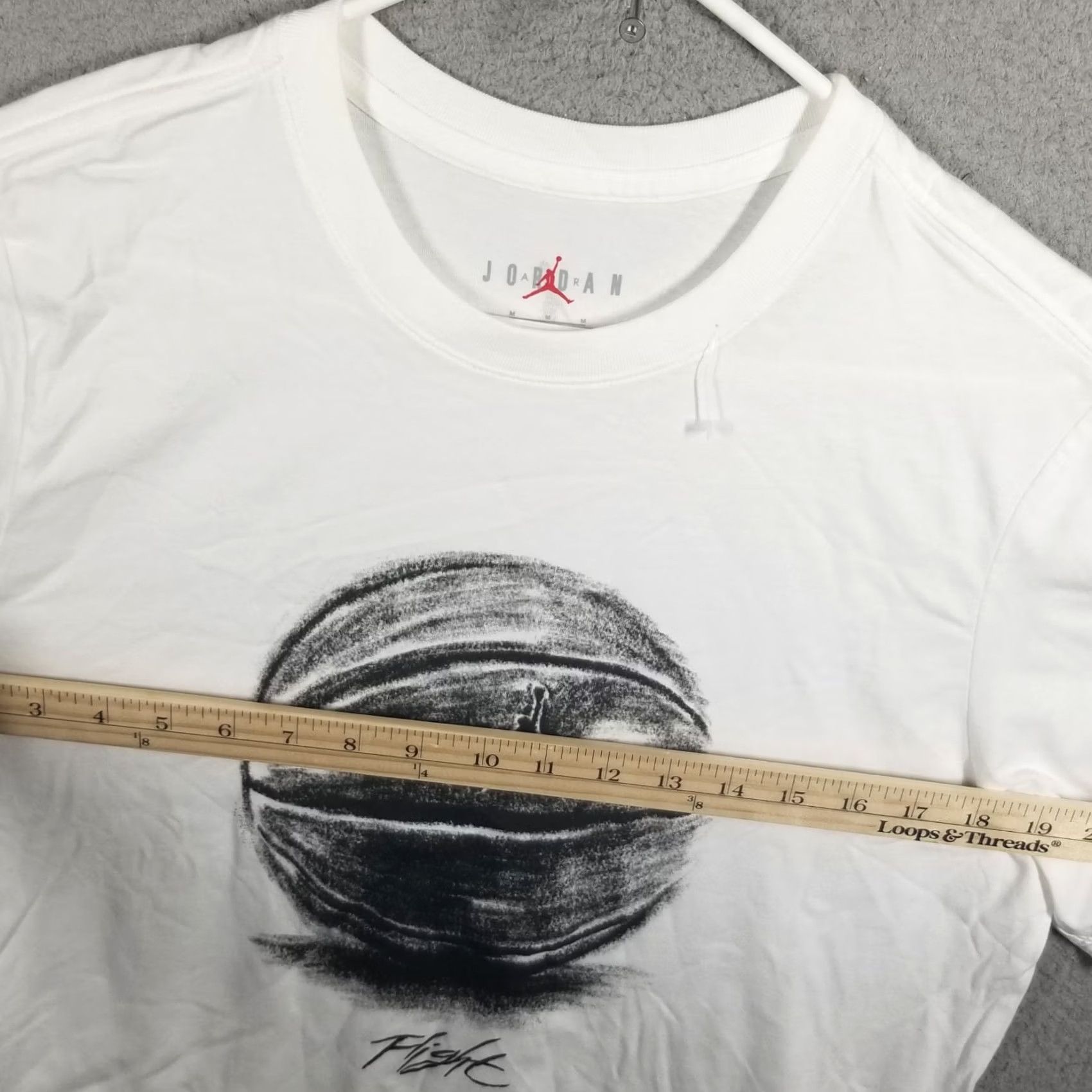 Jordan Brand Jordan Shirt Mens M White Black Basketball Nike Air Tee Size US M / EU 48-50 / 2 - 6 Thumbnail