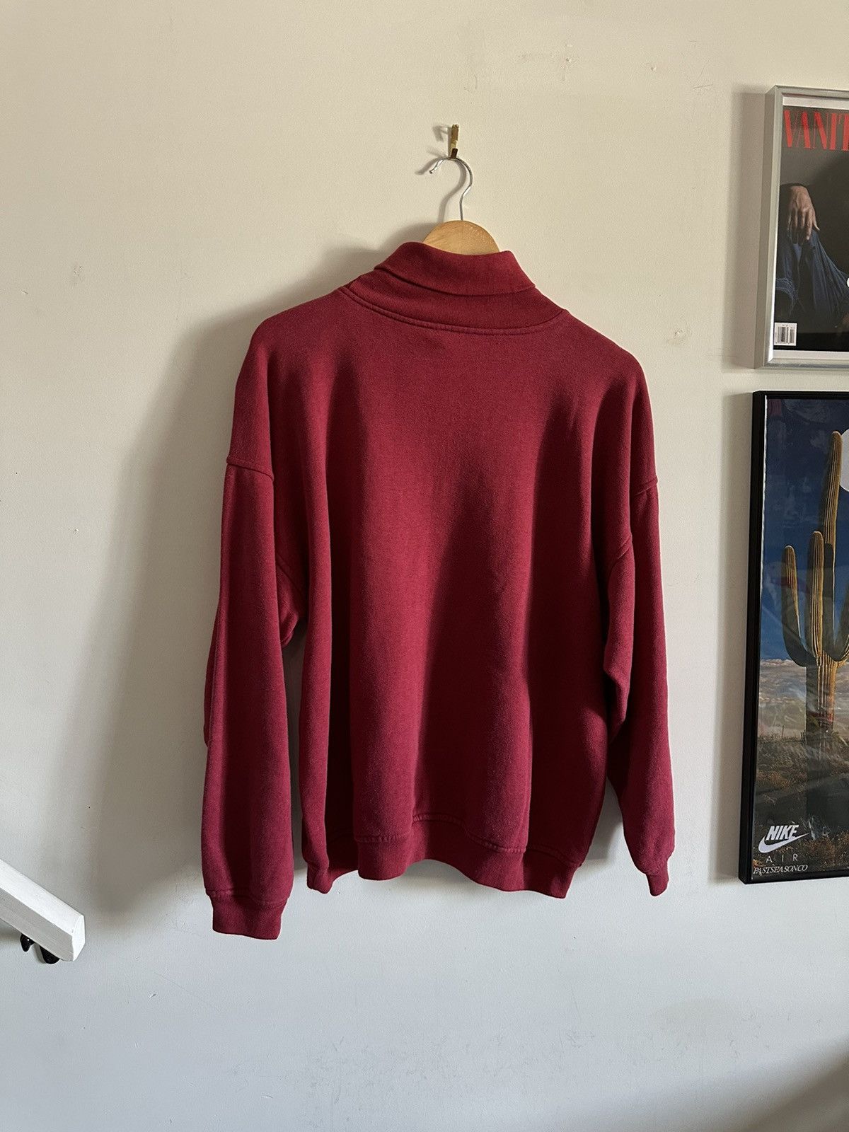 Vintage vintage high neck world classic crewneck Size US L / EU 52-54 / 3 - 2 Thumbnail