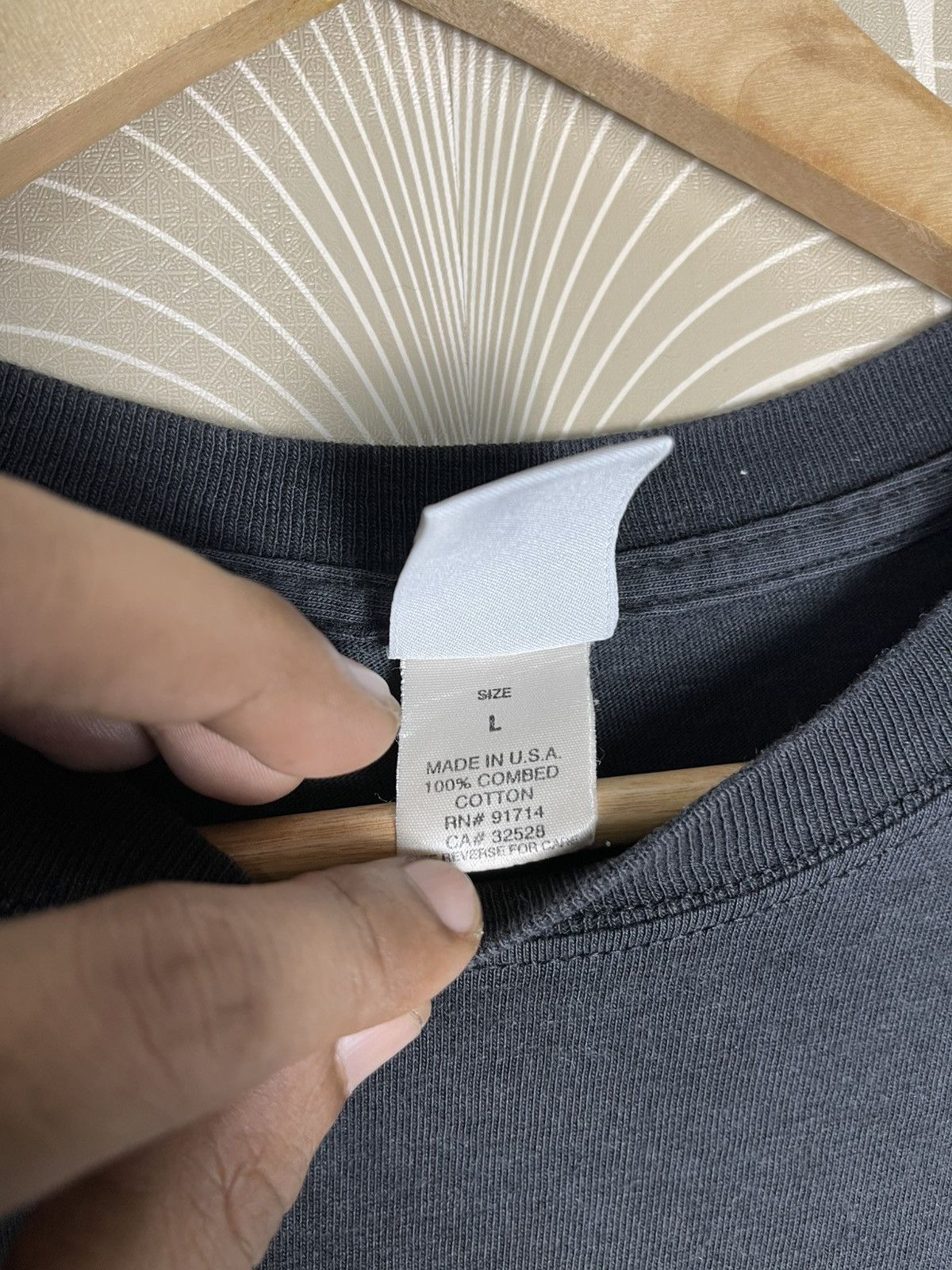 Armani Exchange × Vintage VINTAGE 90s ARMANI EXCHANGE CENTER LOGO TSHIRT SINGLE STITCH Size US L / EU 52-54 / 3 - 12 Thumbnail