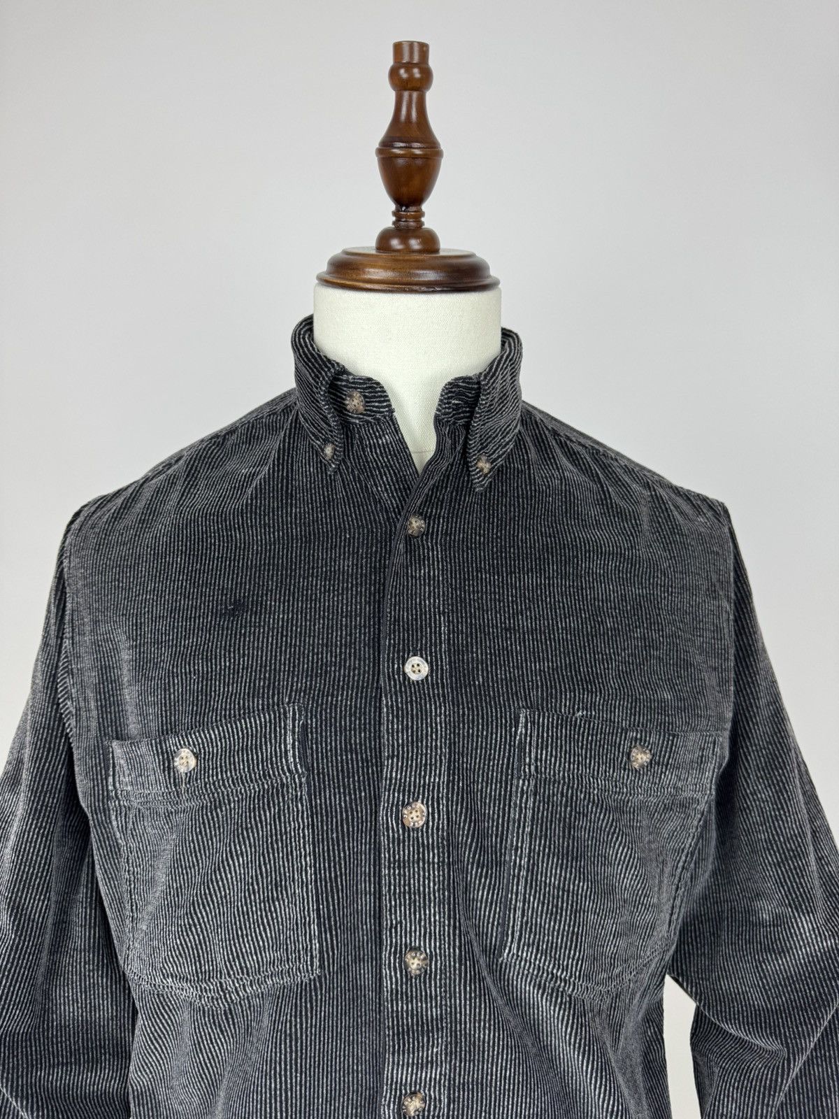 Other John F. Gee corduroy shirt Mens vintage button down casual Size US M / EU 48-50 / 2 - 2 Thumbnail