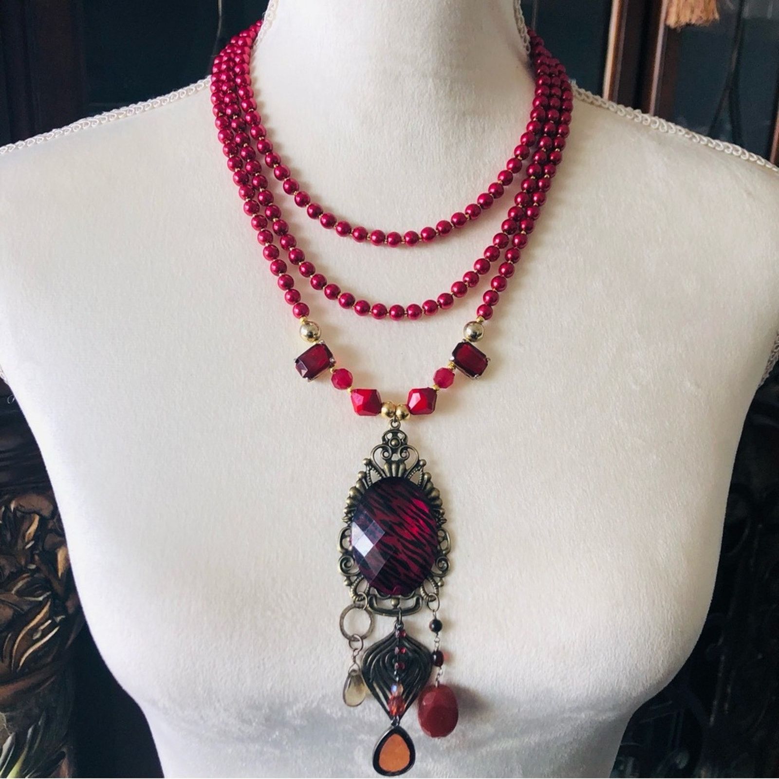 Handmade Handcrafted repurpose red filigree cameo Pearl necklace Size ONE SIZE - 2 Thumbnail