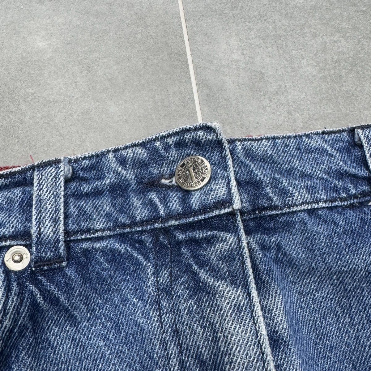 Ferre × Vintage Vintage Ferre Jeans Embroidered Logo Denim Skirt Size M Size 34" / US 12 / IT 48 - 6 Thumbnail