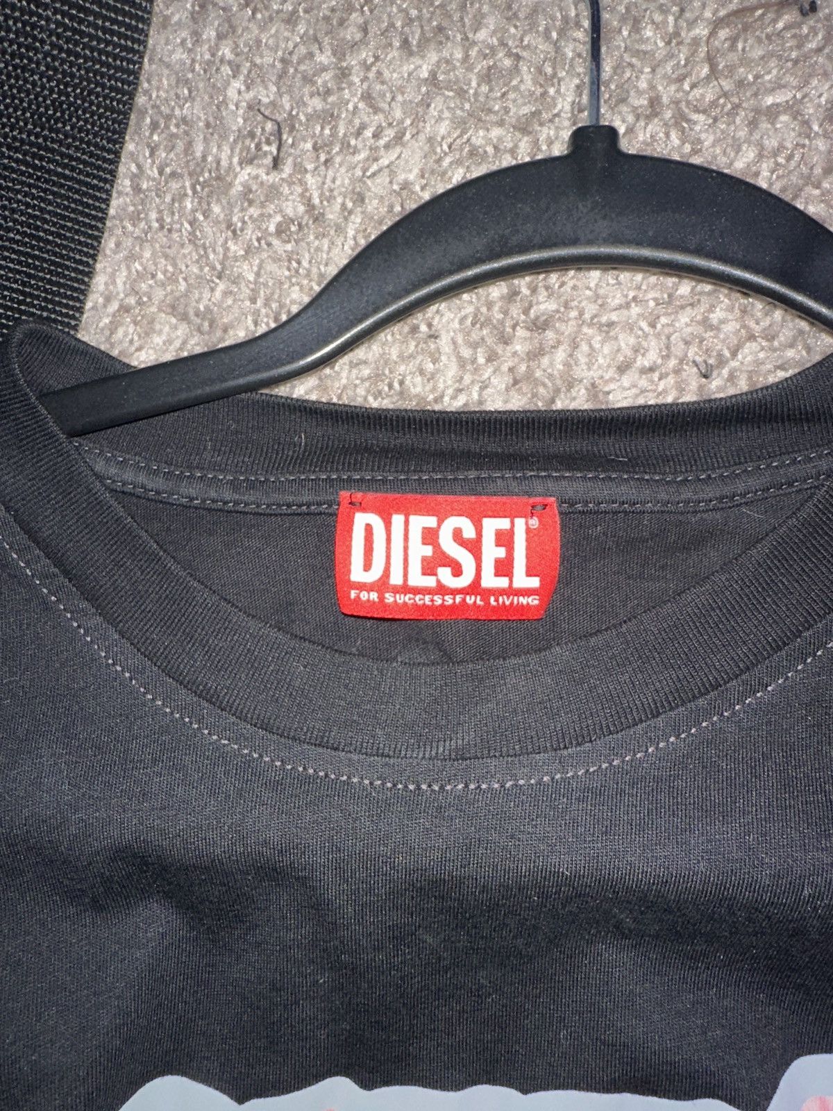 Diesel black and pink diesel t shirt Size US L / EU 52-54 / 3 - 4 Thumbnail