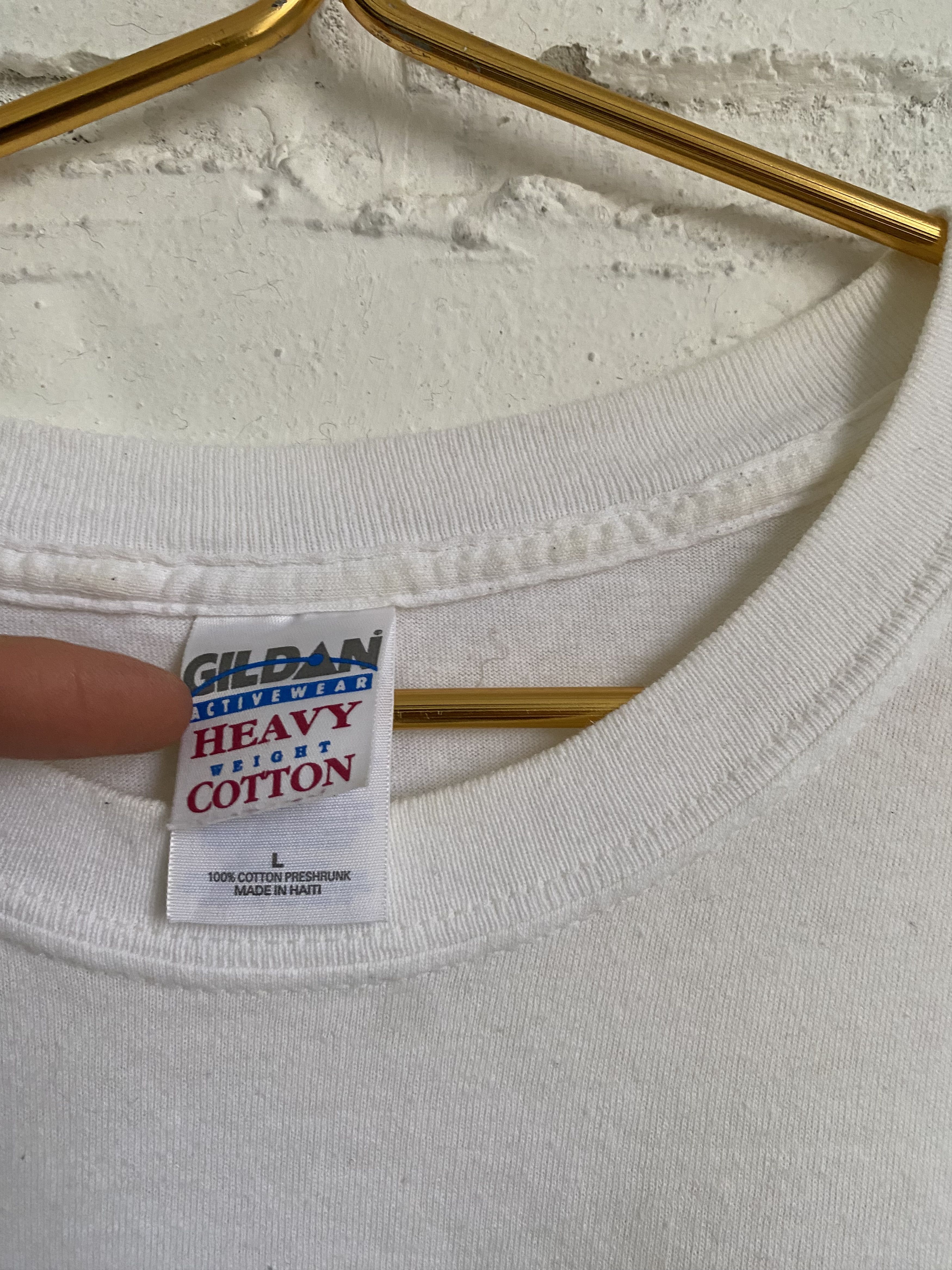 Gildan × Vintage Vintage 2000s 9 /11 attack Never Forgotten memorial tee Size US L / EU 52-54 / 3 - 3 Thumbnail