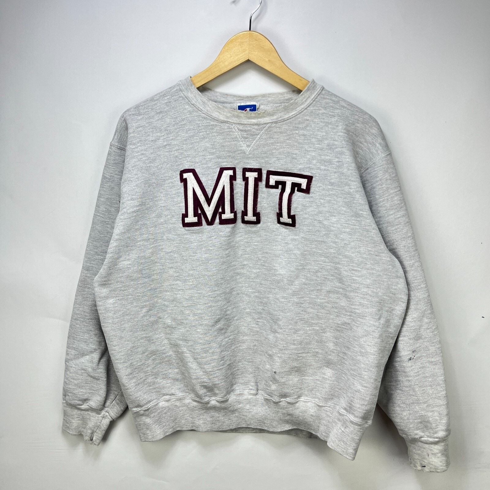 Champion × Vintage Vintage 90s MIT Champion Medium Made in USA Massachusetts Size US M / EU 48-50 / 2 - 1 Thumbnail