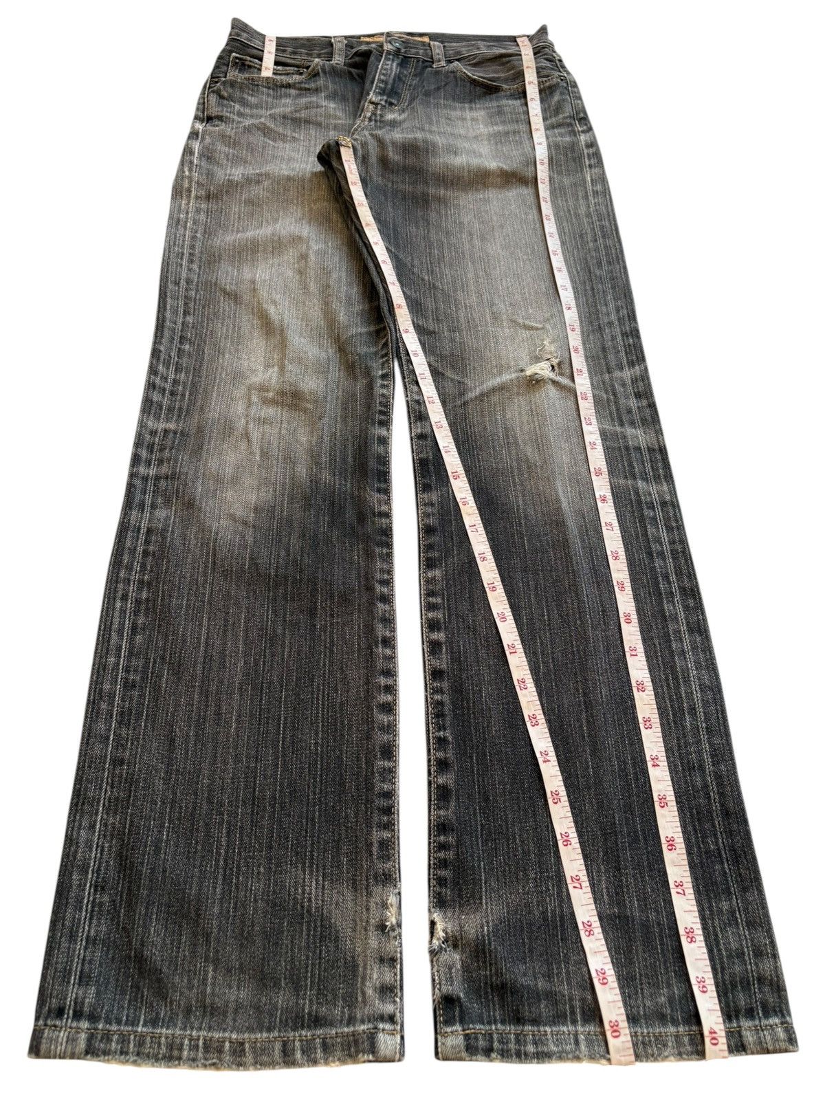 Uniqlo SALES🔥Vintage Uniqlo Faded Wash Distressed Loose Jeans Size US 28 / EU 44 - 13 Thumbnail