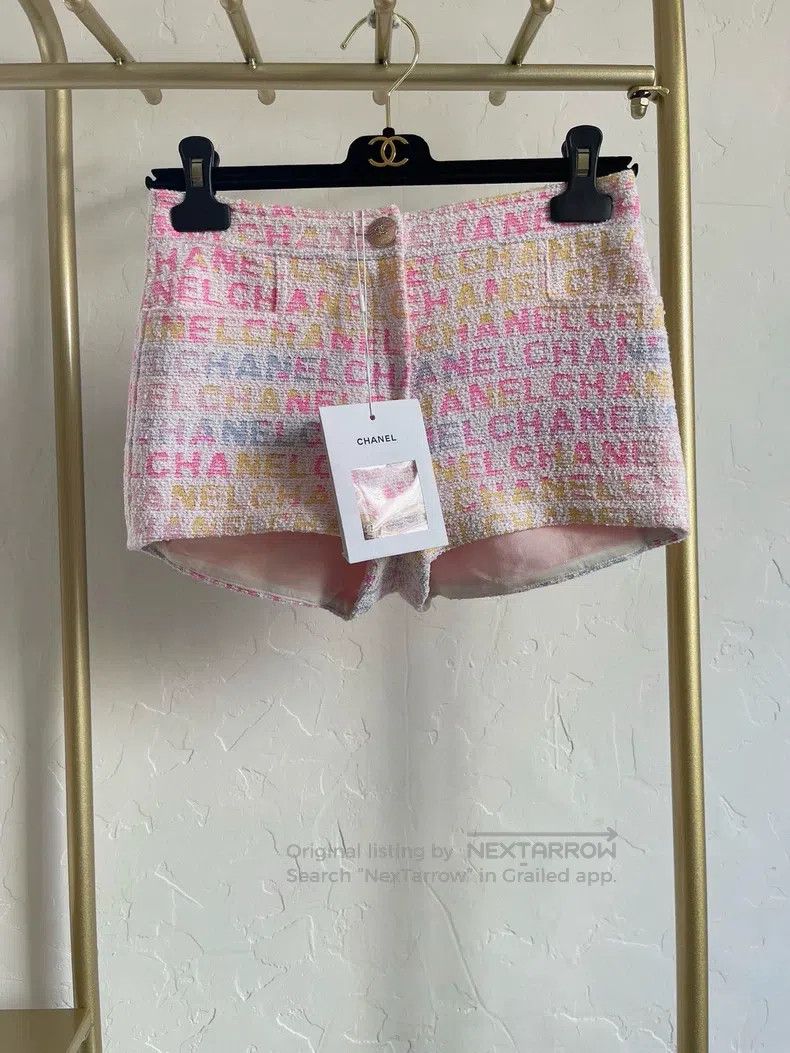 Chanel 24c pink logo shorts