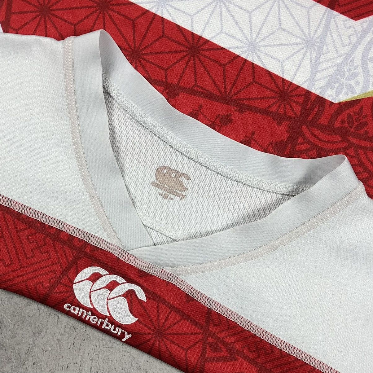 Canterbury of New Zealand Japan Brave Blossoms Rugby World Cup 2019 Canterbury Jersey Size US S / EU 44-46 / 1 - 15 Thumbnail
