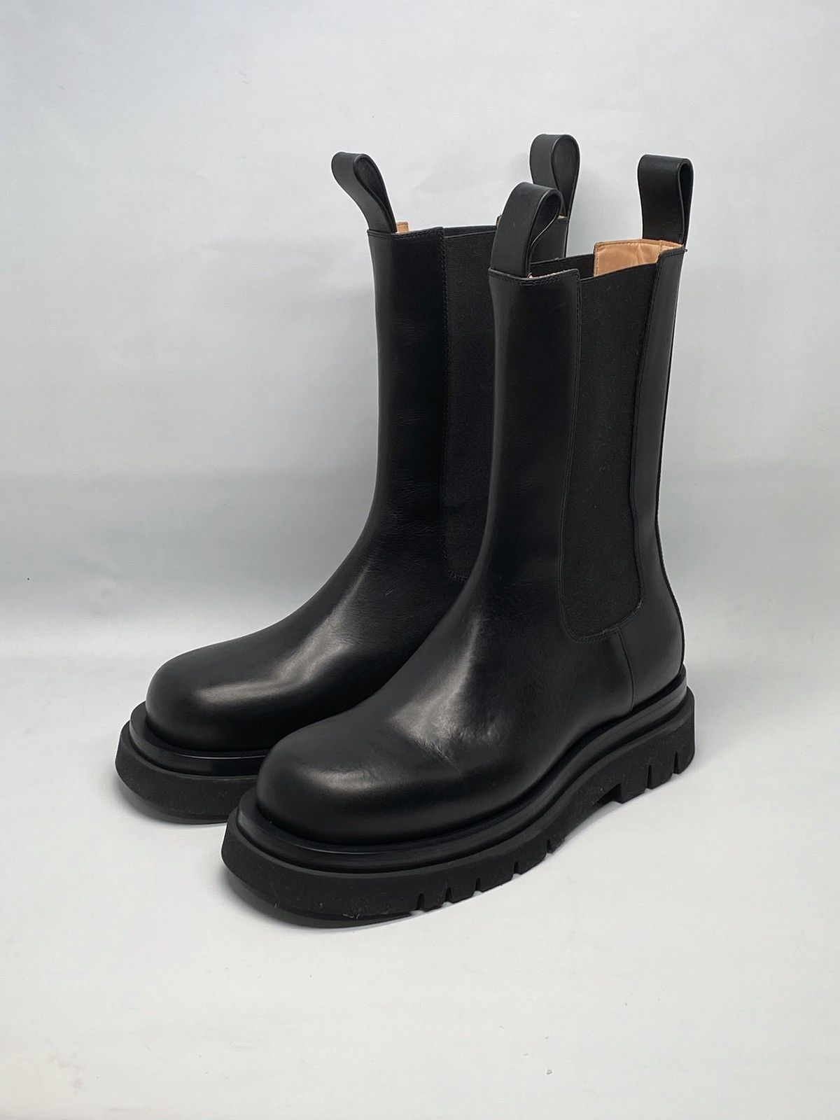Bottega Veneta Bottega Veneta Lug Sole Leather Boots size 38.5 Size US 8.5 / IT 38.5 - 5 Thumbnail