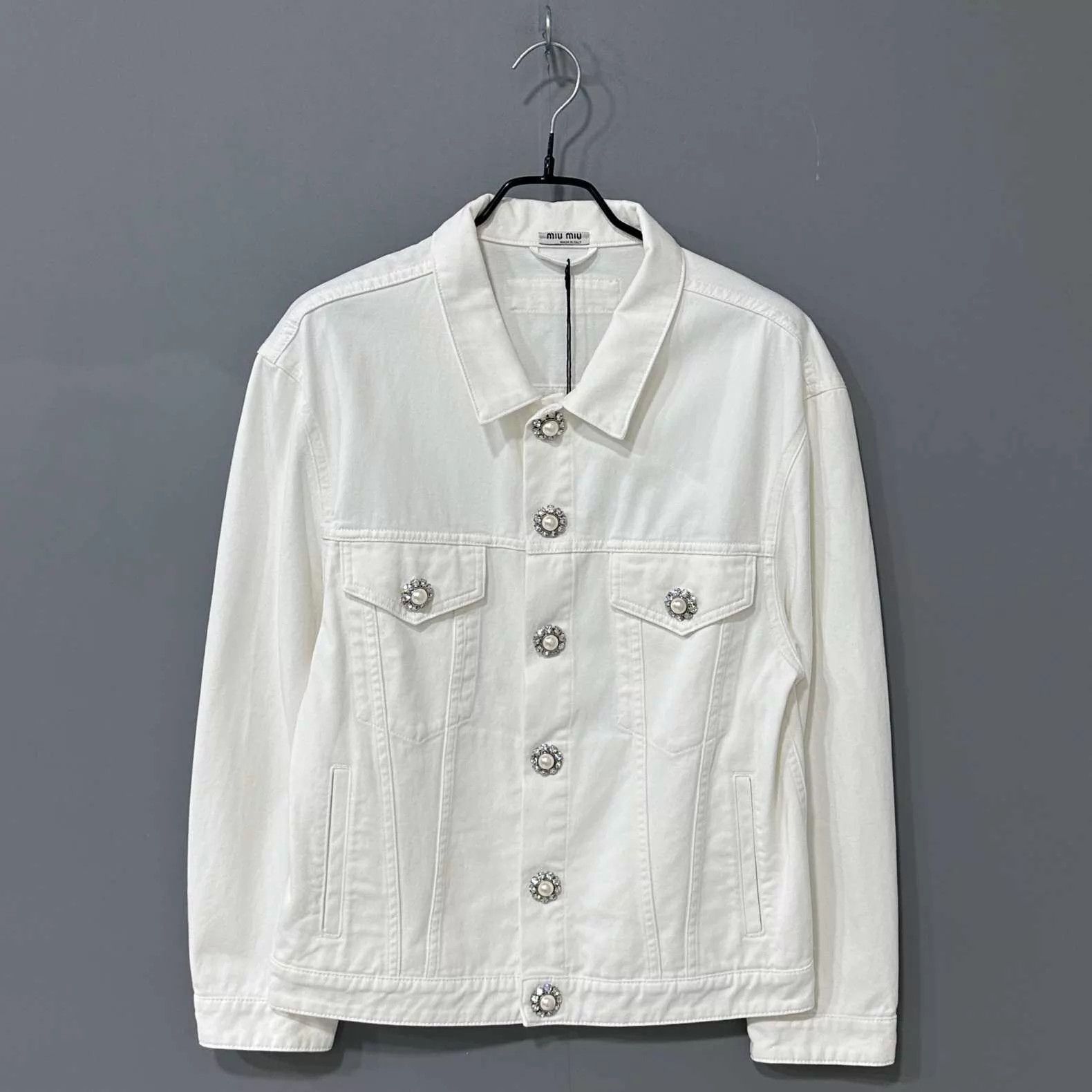 Miu Miu MIU MIU Pearl & Crystal Button Denim Jacket Women's 36 Size XS / US 0-2 / IT 36-38 - 1 Thumbnail