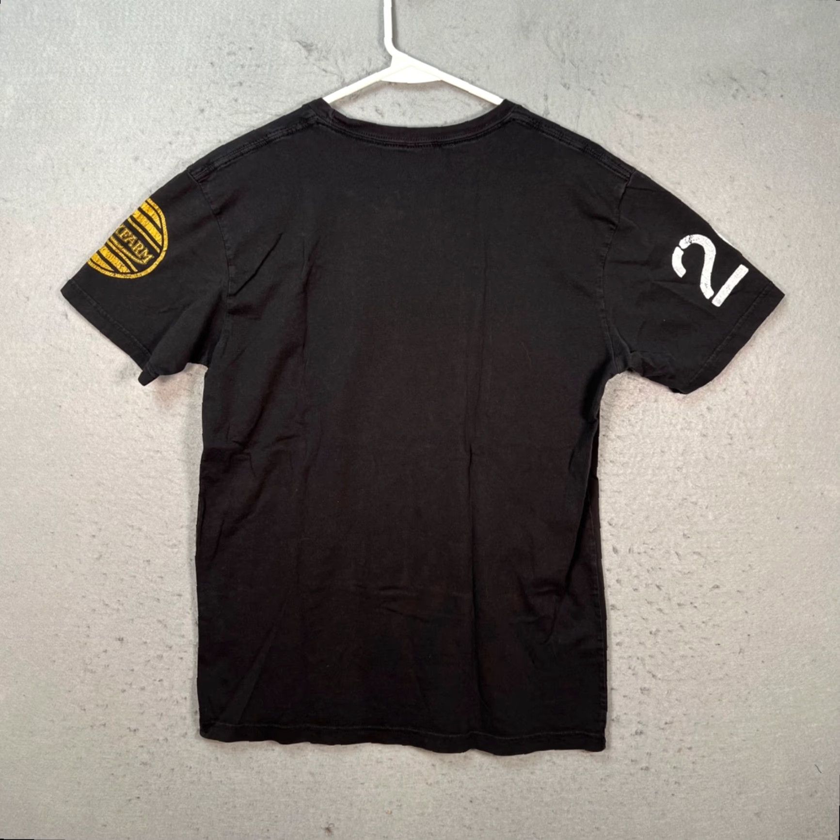 Vintage VINTAGE Tankfarm Mens Small "God Save McQueen" Graphic T Shirt Black 100% Cotton Shirt Adult Mens Small Black God Save McQueen Graphic Tee 90s Mens Size US S / EU 44-46 / 1 - 2 Thumbnail