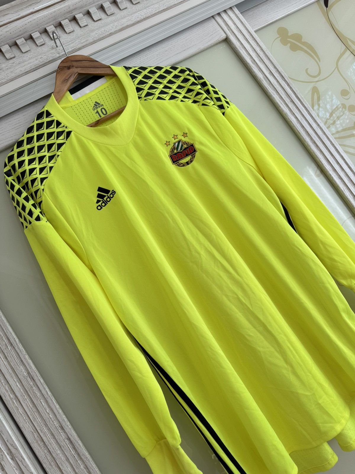Adidas Rapid Wien 2016-2017 Player Issue Goalkeeper Jersey Soccer Size US L / EU 52-54 / 3 - 5 Thumbnail