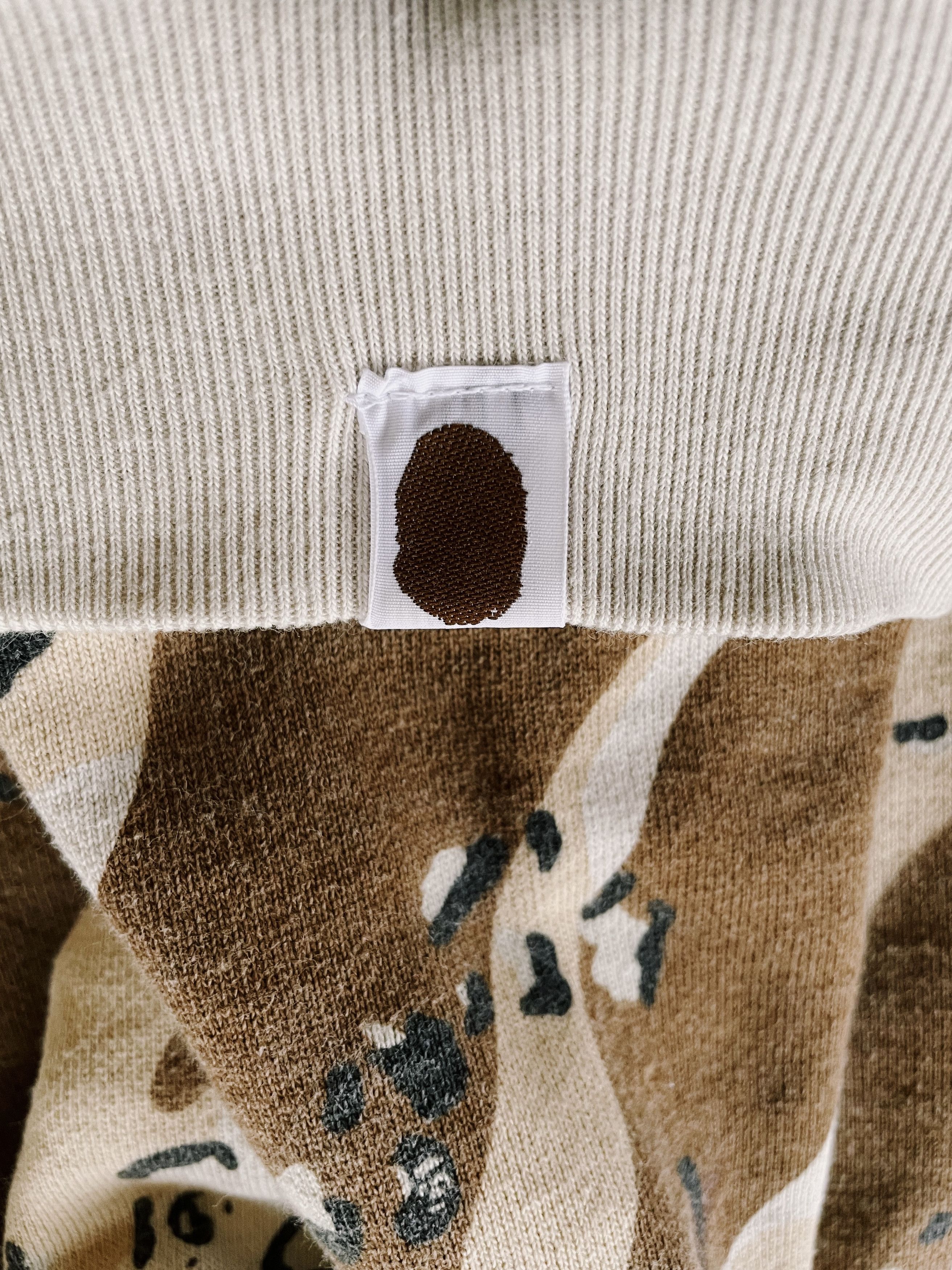 Bape Vintage Early Y2K Bape A Bathing Ape Desert Camo Zip Hoodie Size US M / EU 48-50 / 2 - 7 Thumbnail
