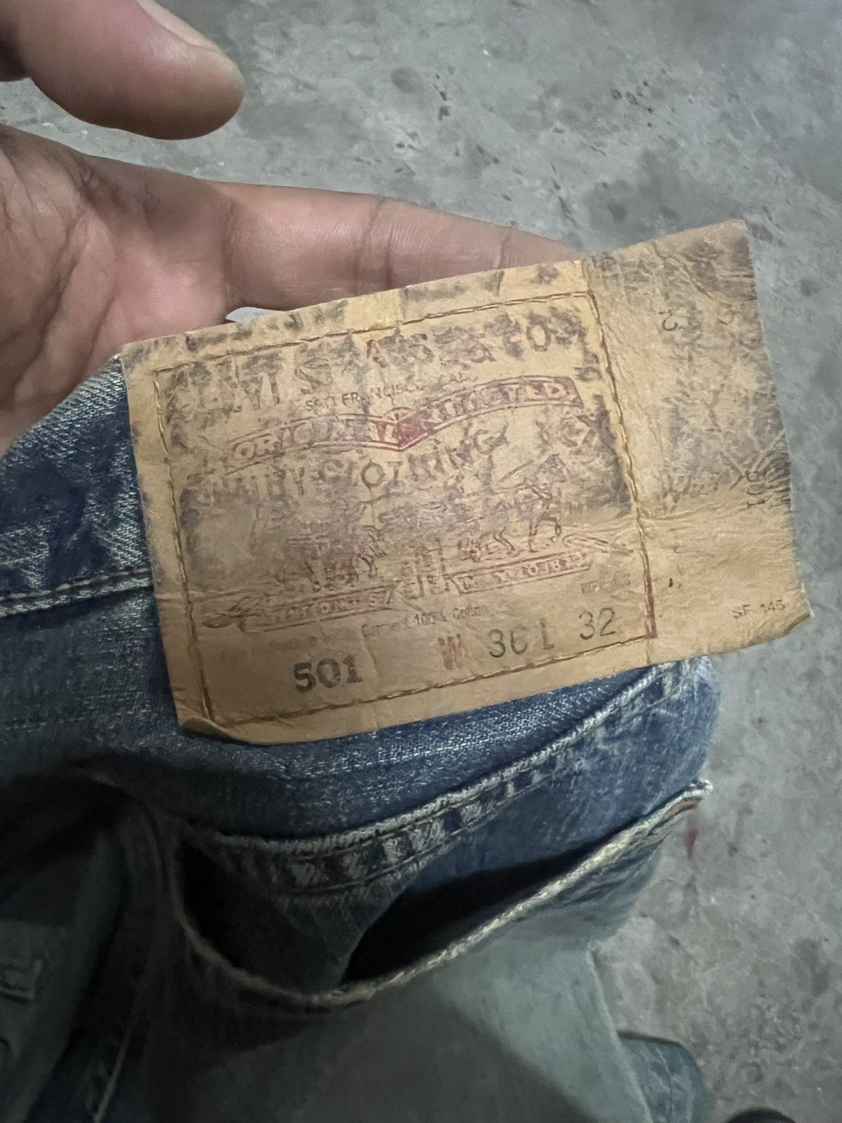 Designer × Levi's VINTAGE 90’s LEVIS 501 PATCHWORK DENIM Size US 34 / EU 50 - 9 Thumbnail