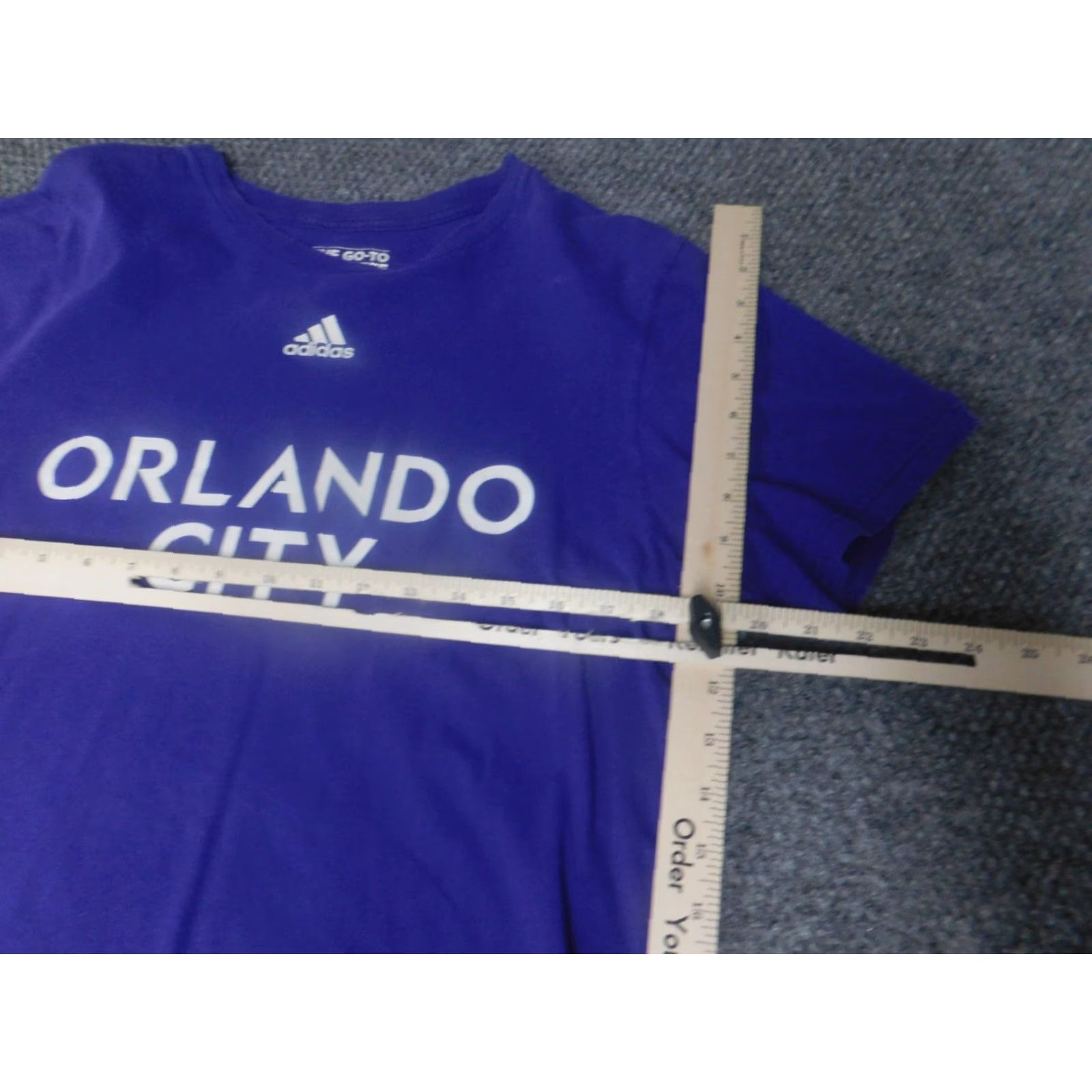 Adidas Adidas Mens Shirt M Purple Orlando City Florida T-Shirt Short Sleeve V-Neck Logo City 90s? Size US M / EU 48-50 / 2 - 7 Thumbnail