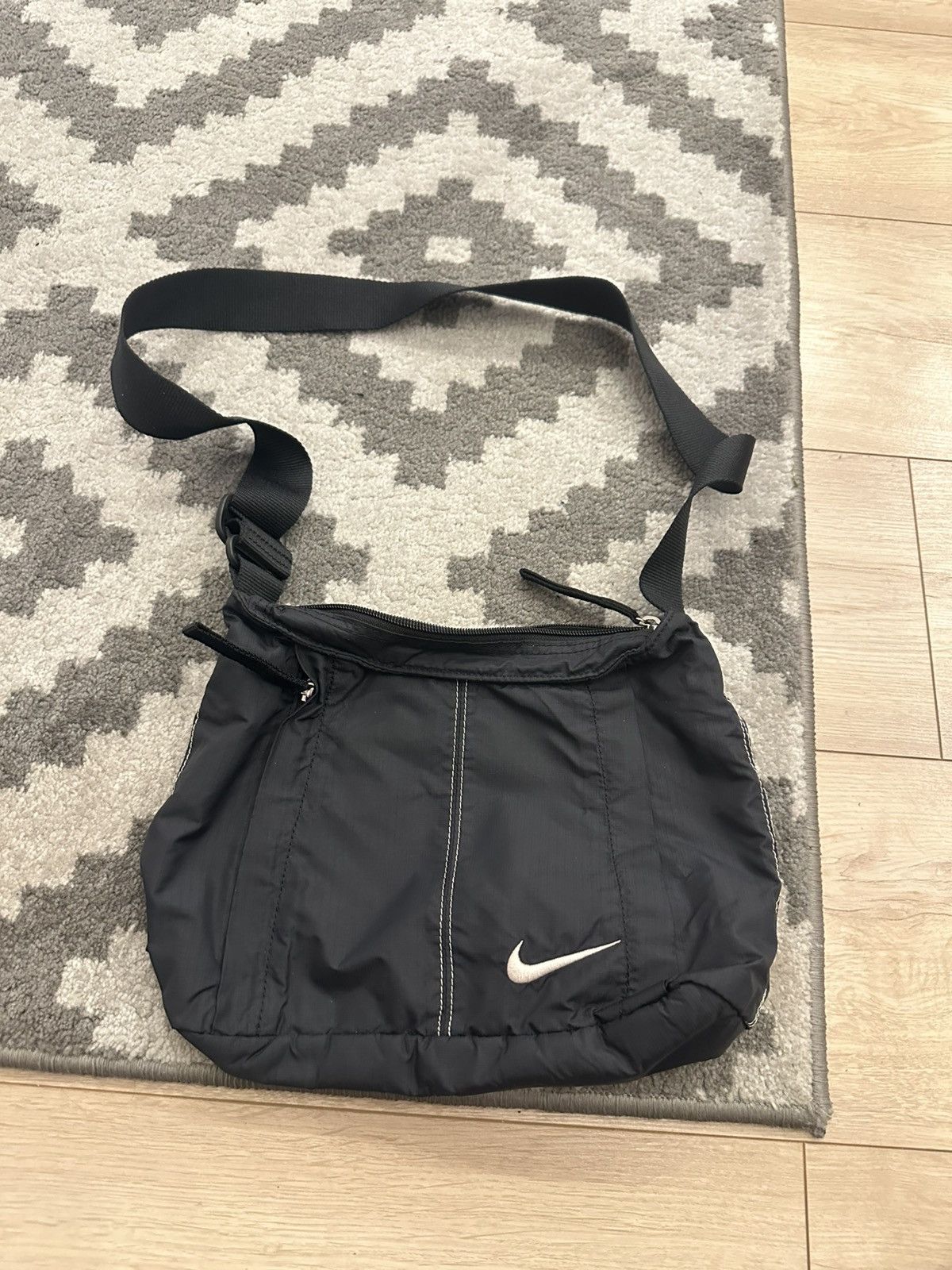 Nike NIKE VINTAGE BASIC CASUAL BAG 00s 90s Size ONE SIZE - 1 Thumbnail