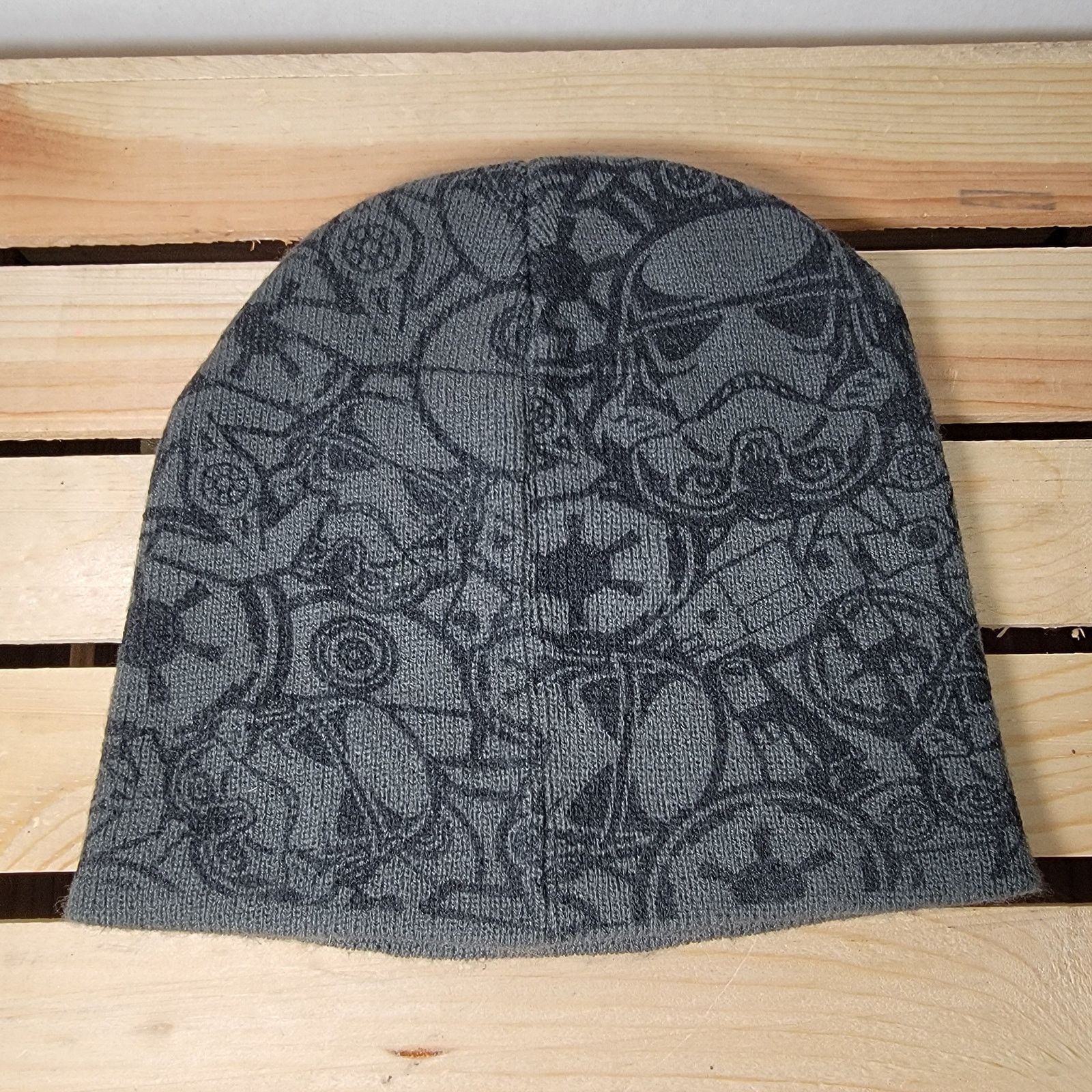 Star Wars Star Wars Knit Beanie w/ Embroidered Stormtrooper Size ONE SIZE - 6 Thumbnail