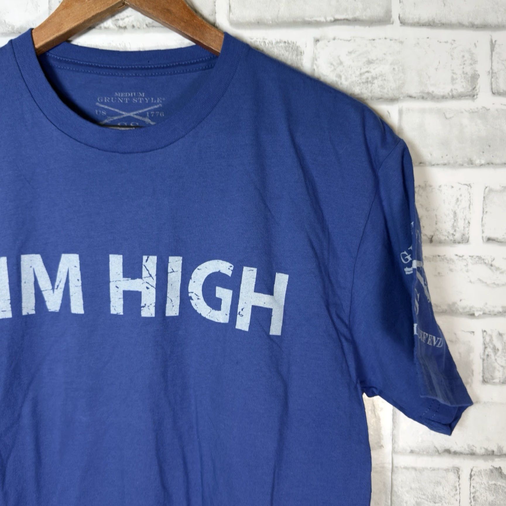 Vintage GRUNT STYLE Aim High Graphic Tee Men’s Size M Blue 100% Cotton Patriotic Shirt Size US M / EU 48-50 / 2 - 2 Thumbnail