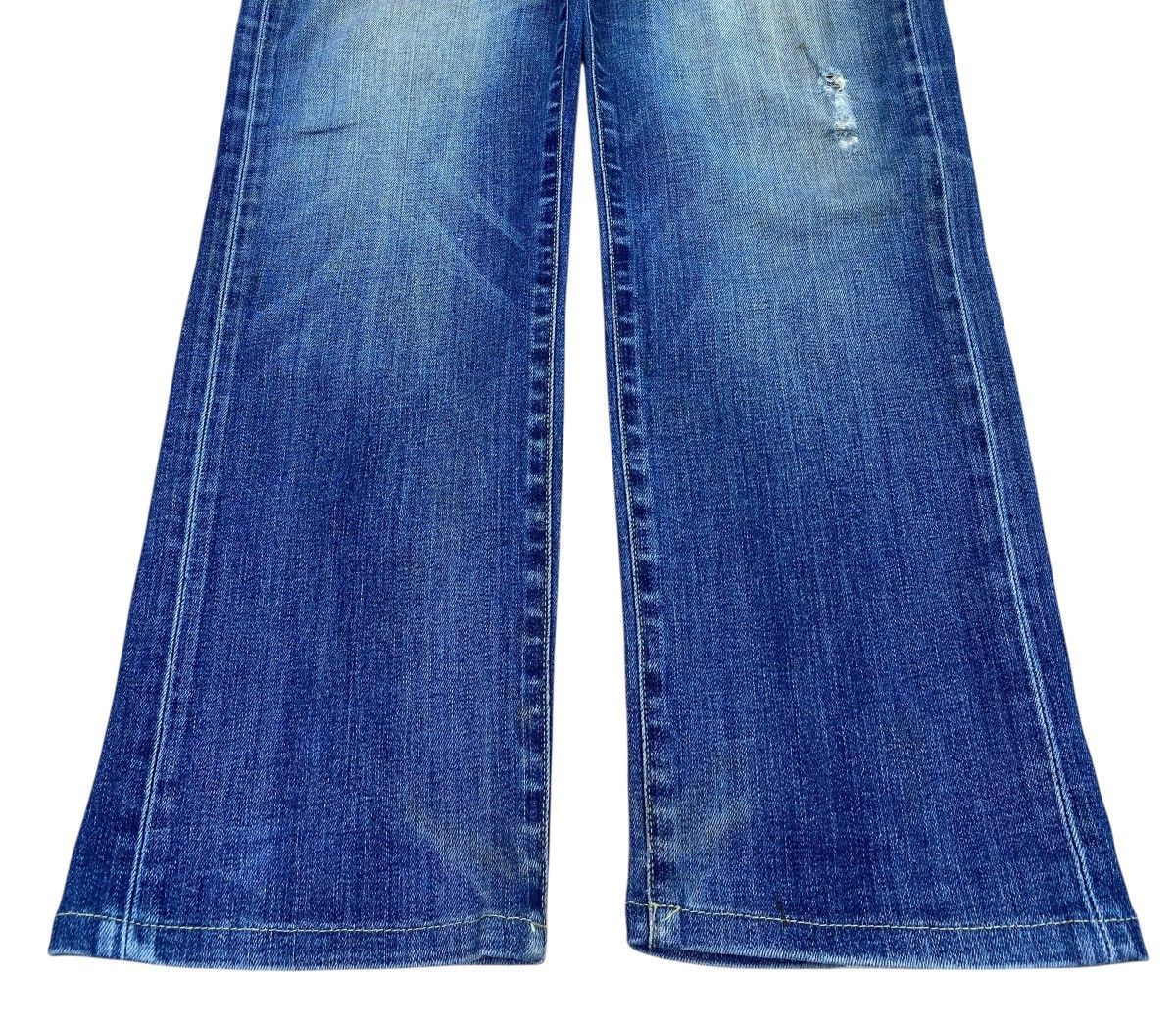 Uniqlo Uniqlo Blue Wash Whiskered Style Straight Leg Jeans Size US 32 / EU 48 - 5 Thumbnail