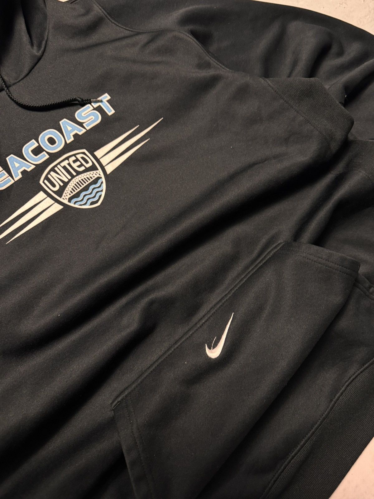 Nike × Vintage NIKE VINTAGE CENTER LOGO OVERSIZE BOXY HOODIE Size US XL / EU 56 / 4 - 4 Thumbnail