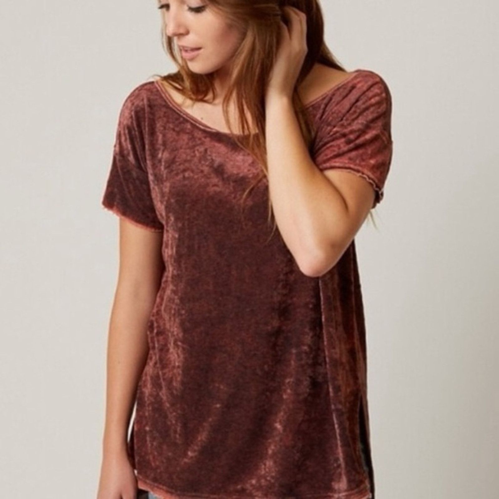 Free People Free People We The Free Doran Velvet Oversized Tee Womens XS Size XS / US 0-2 / IT 36-38 - 1 Thumbnail