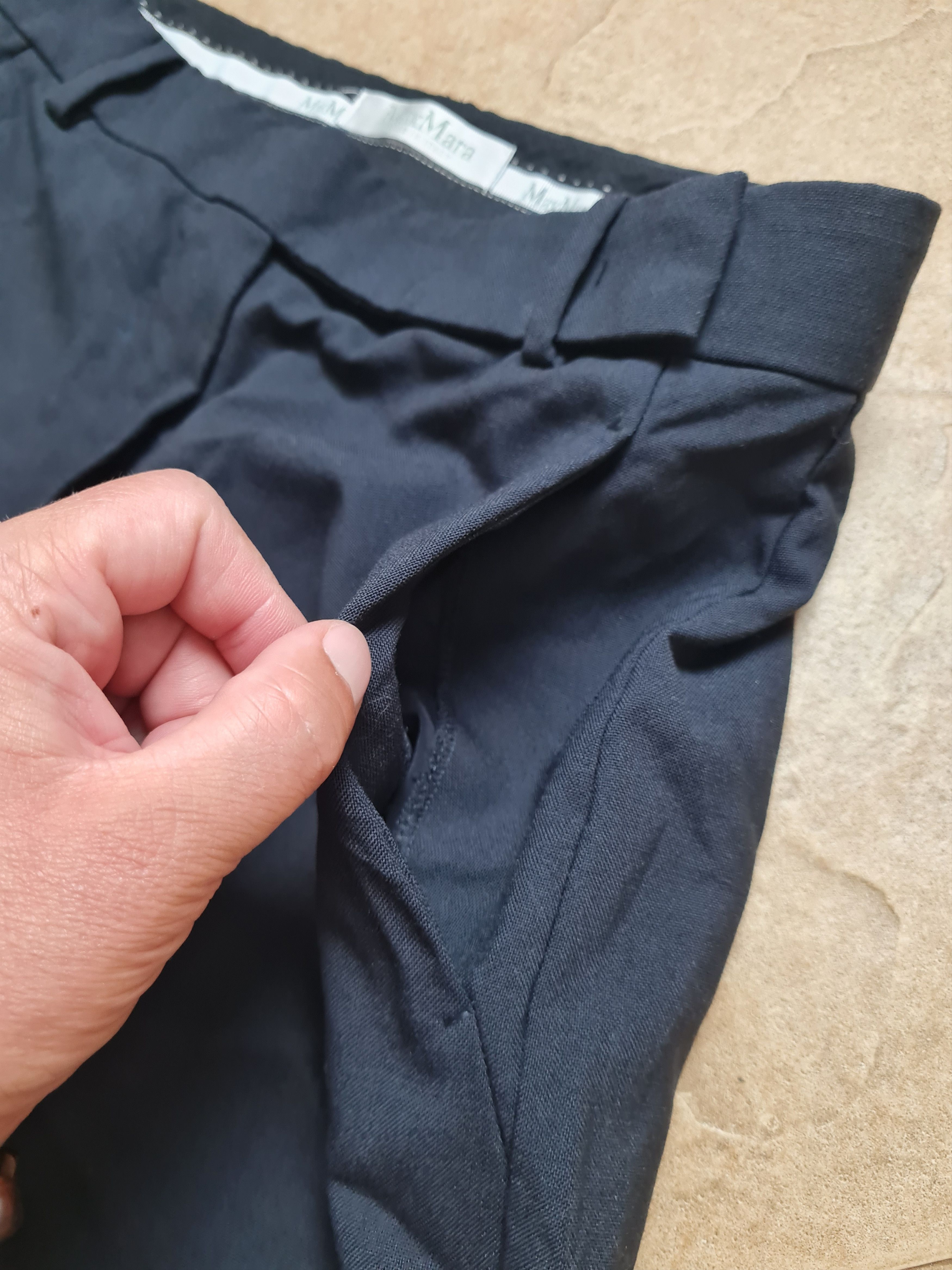 Max Mara Vintage rare Wool Lana pants MaxMara Trousers Womens Size 25" / US 0 / IT 36 - 18 Thumbnail