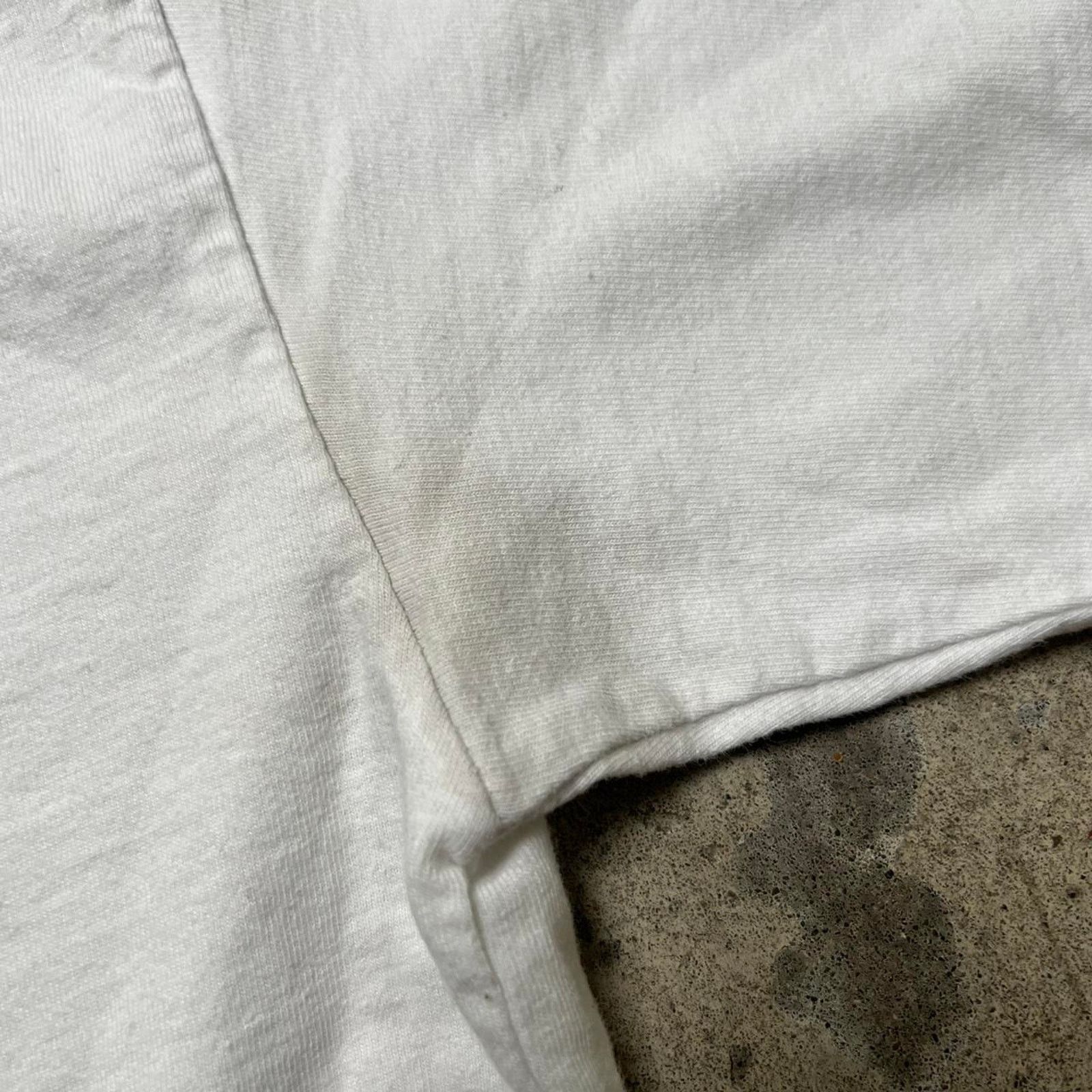 Market White Chinatown market basketball smiley shirt size L. Size US L / EU 52-54 / 3 - 4 Thumbnail