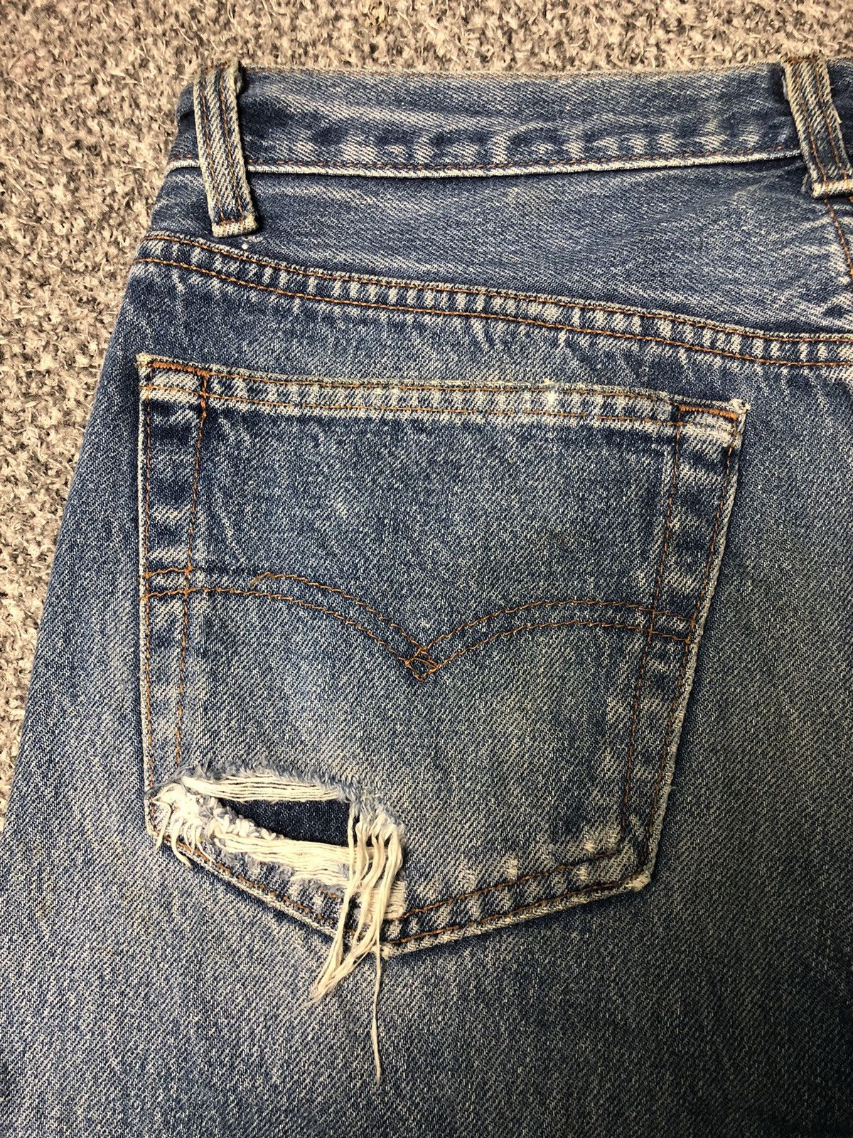 Levi's × Vintage Vintage Levis 501xx Distressed Custom Shortpants Size US 33 - 11 Thumbnail