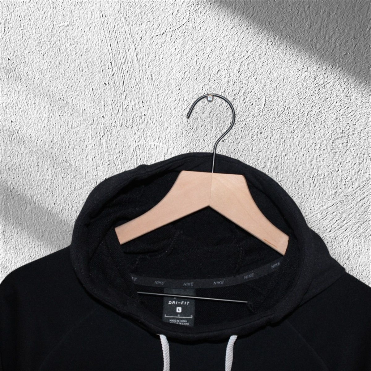 Nike Nike Men’s Training Dri-Fit Hoodie Black Large Size US L / EU 52-54 / 3 - 3 Thumbnail