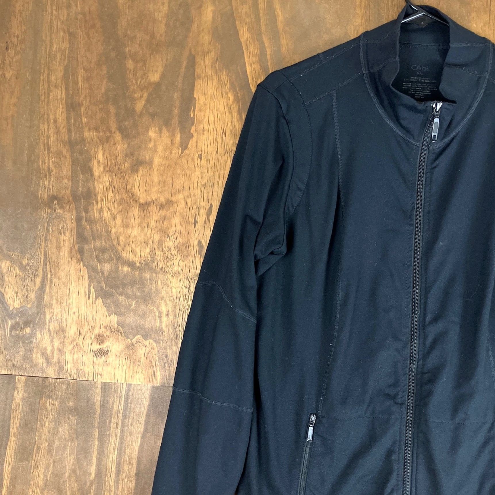 Vintage Cabi Womens Jacket Black Tech Athletic Full Zip Front Pockets Stretch XLarge XL Womens Jacket Black Tech Athletic Full Zip Pockets Stretch XLarge Size XL / US 12-14 / IT 48-50 - 4 Thumbnail